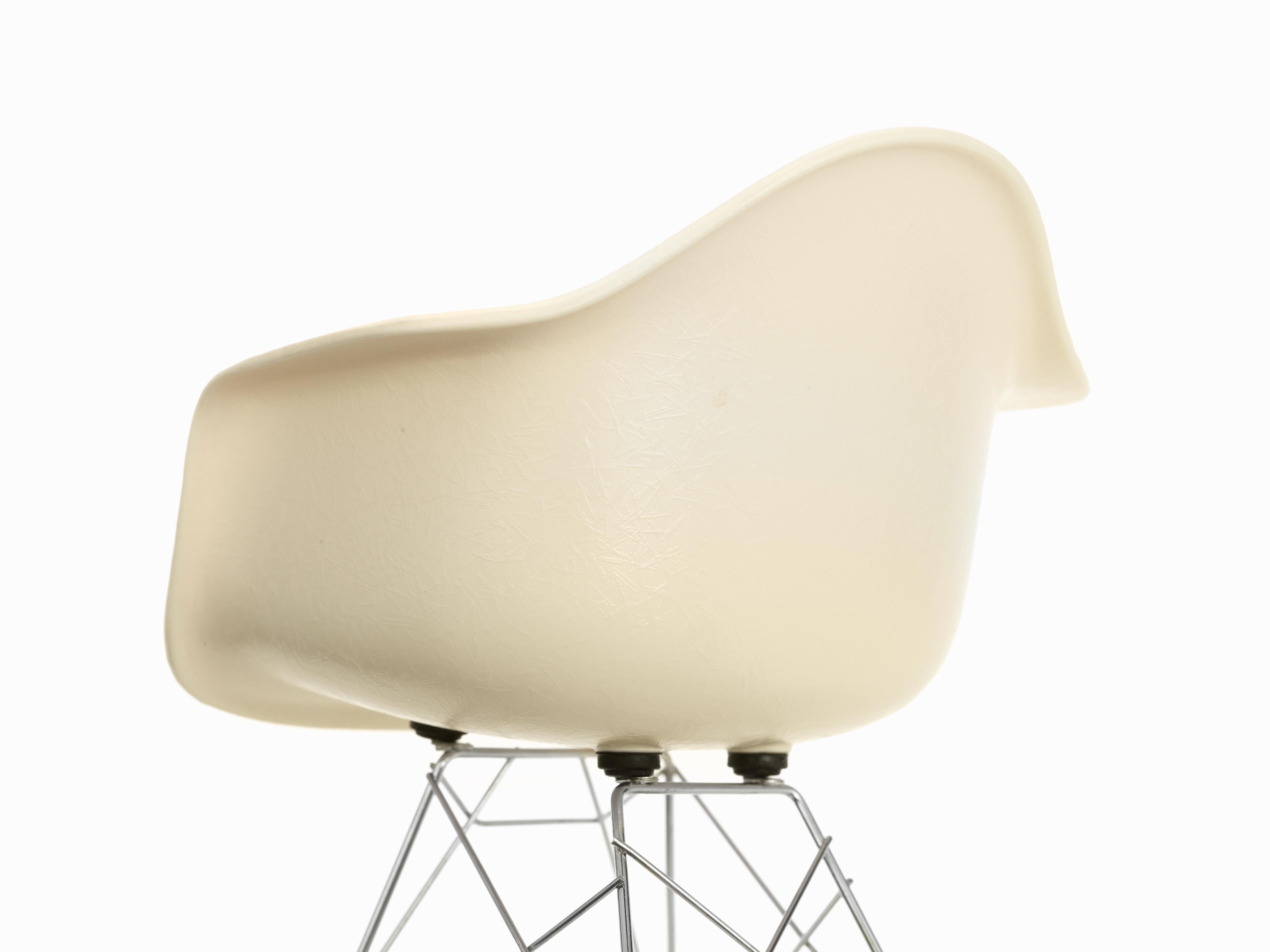 These items are currently only available in the United States.

The fiberglass chairs are rare examples of a satisfying synthesis of formal and technical innovation. For the first time in the history of design, Charles and Ray Eames utilized the
