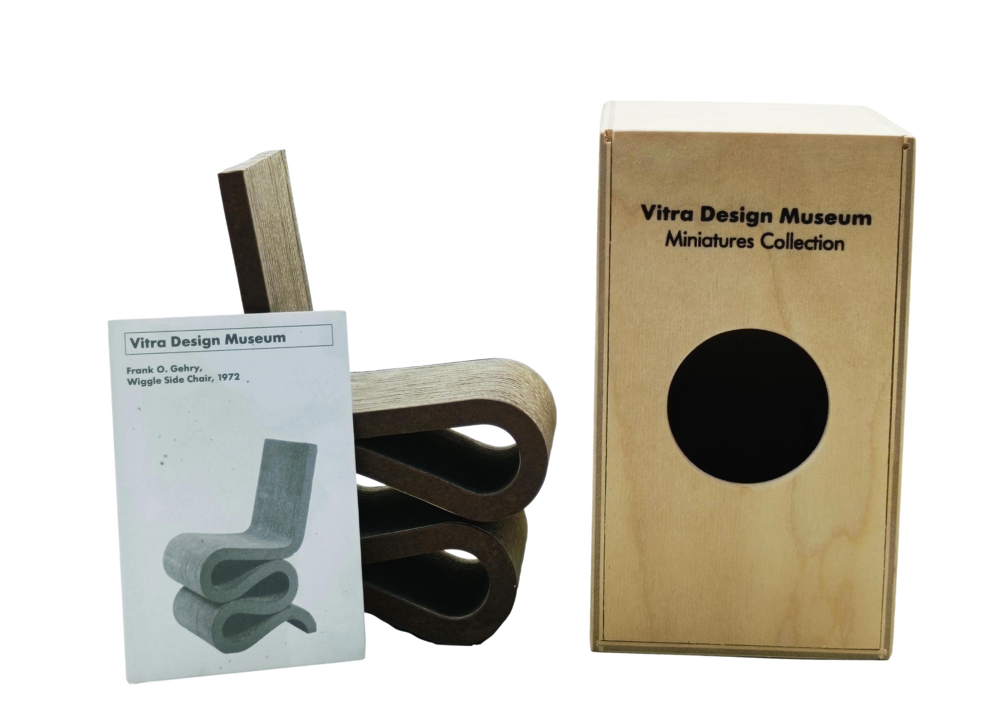 Vitra Miniature Sedia 