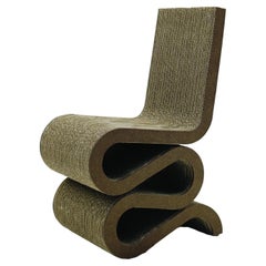 Vitra Miniaturstuhl 'Wiggle Side' von Frank Gehry, entworfen 1972