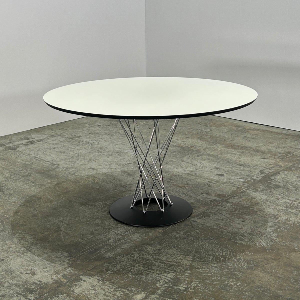 Mesa de comedor Vitra Noguchi de Isamu Noguchi en Bueno estado para la venta en Basildon, London