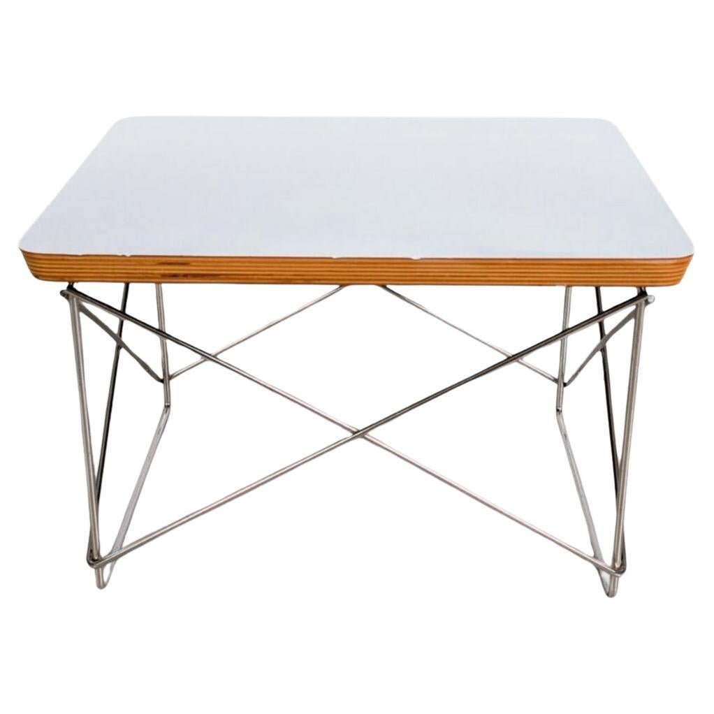Vitra Occasional Table TLR Charles Ray Eames Couchtisch Beistell