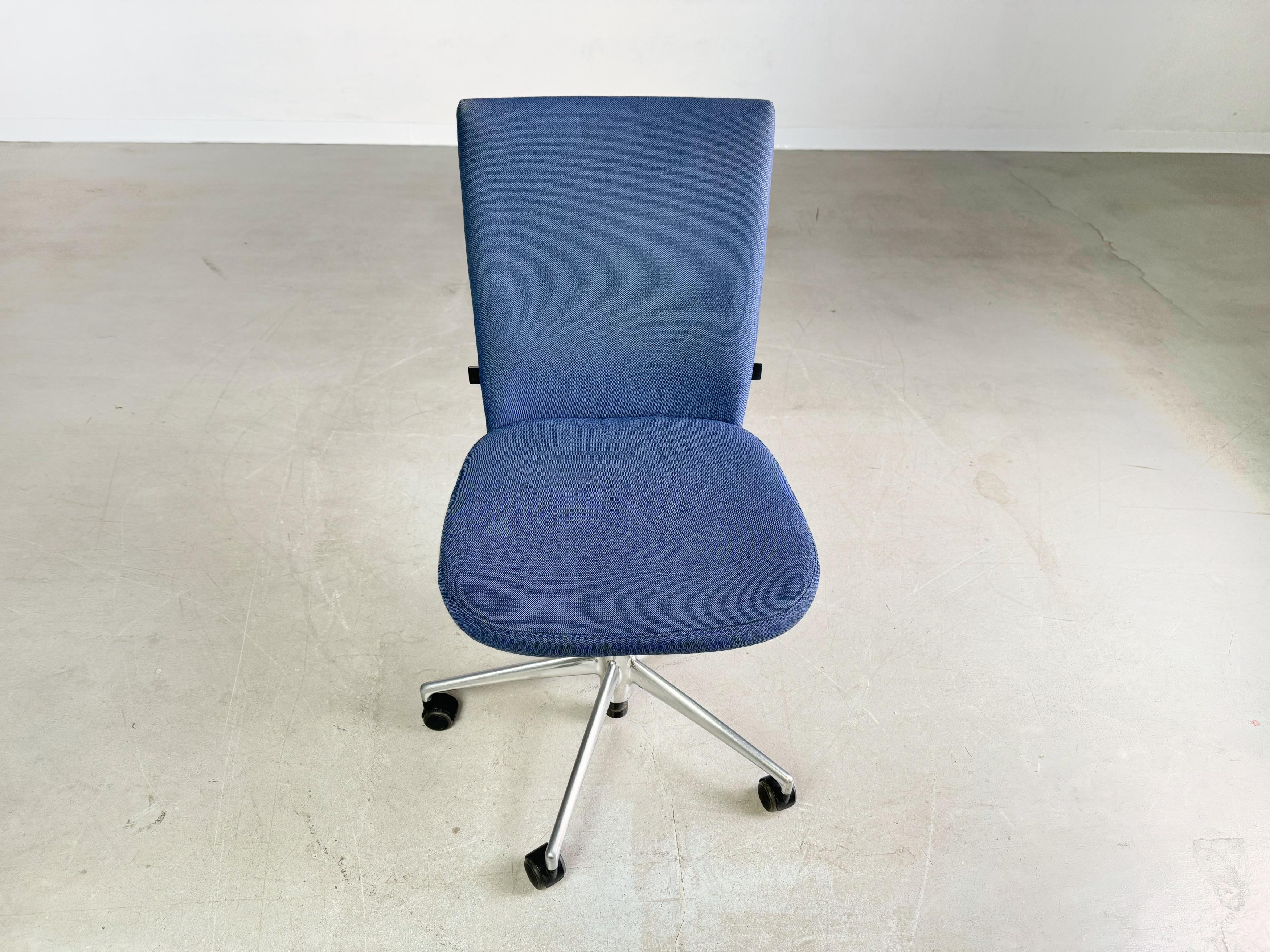 Vitra office chair T-Chair red blue gray black design chair For Sale 6