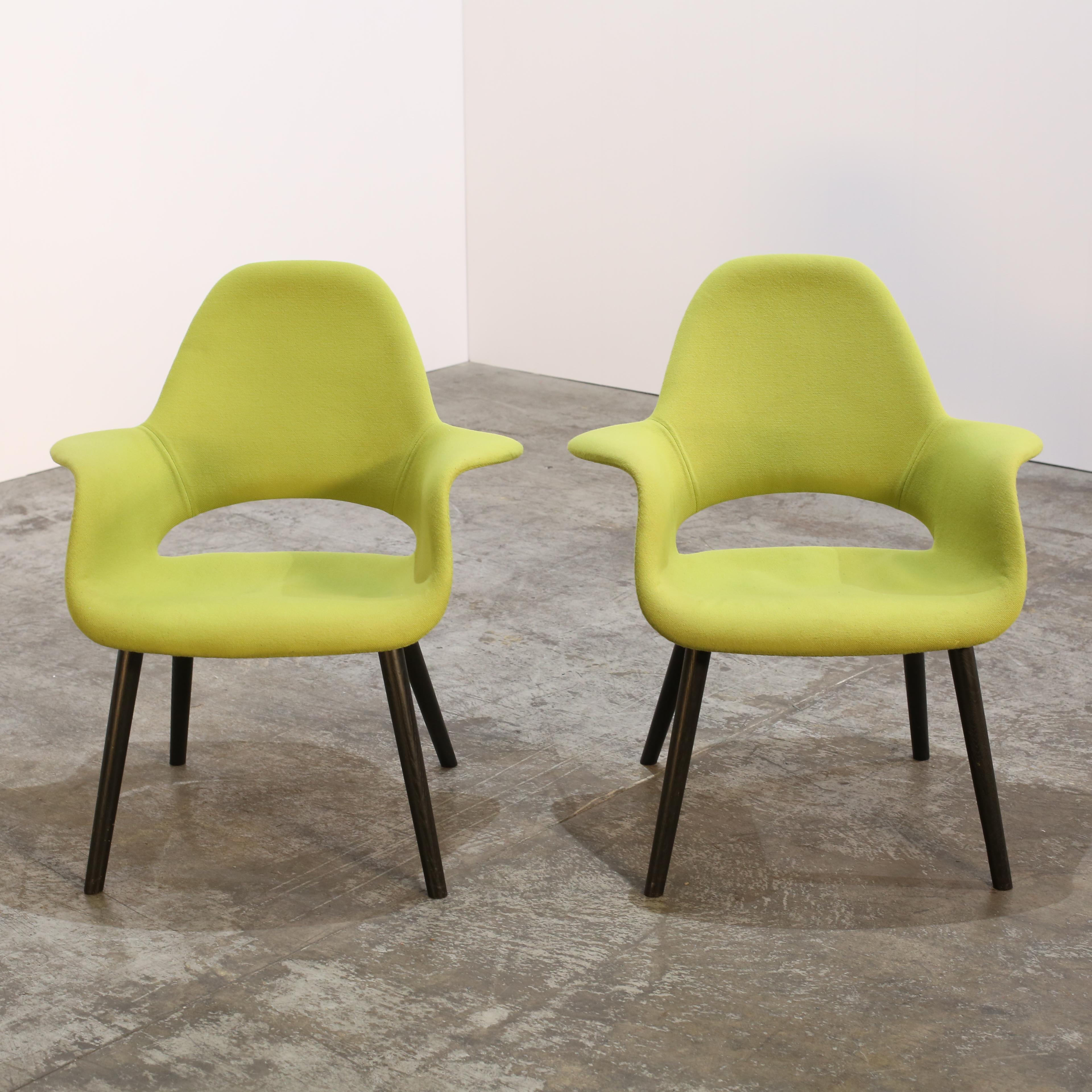 XXI secolo e contemporaneo Sedie organiche di Vitra di Charles Eames & Eero Saarinen, set di due sedie in vendita