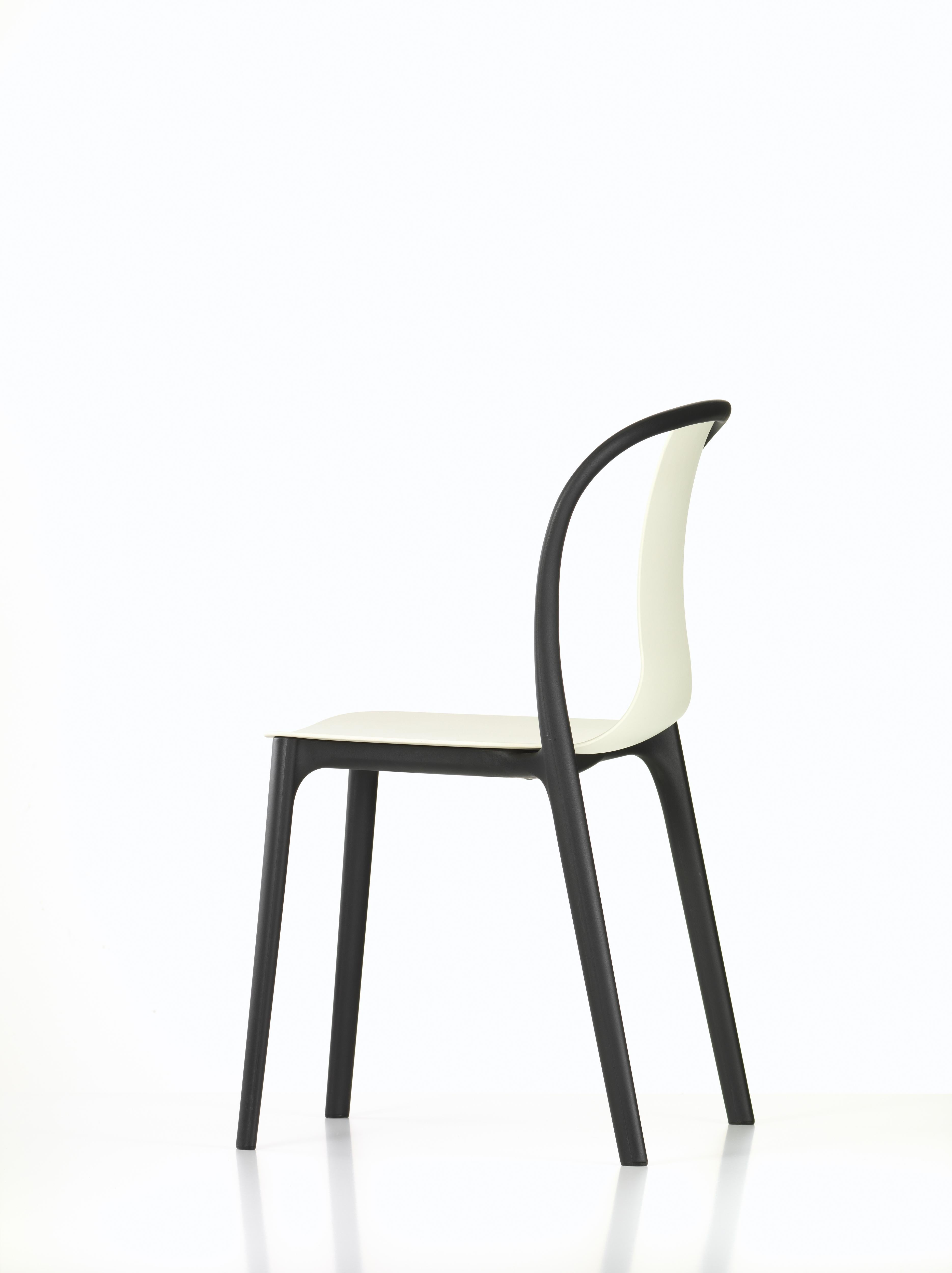Vitra Outdoor Belleville Chair in Cream Plastic by Ronan & Erwan Bouroullec (Moderne) im Angebot