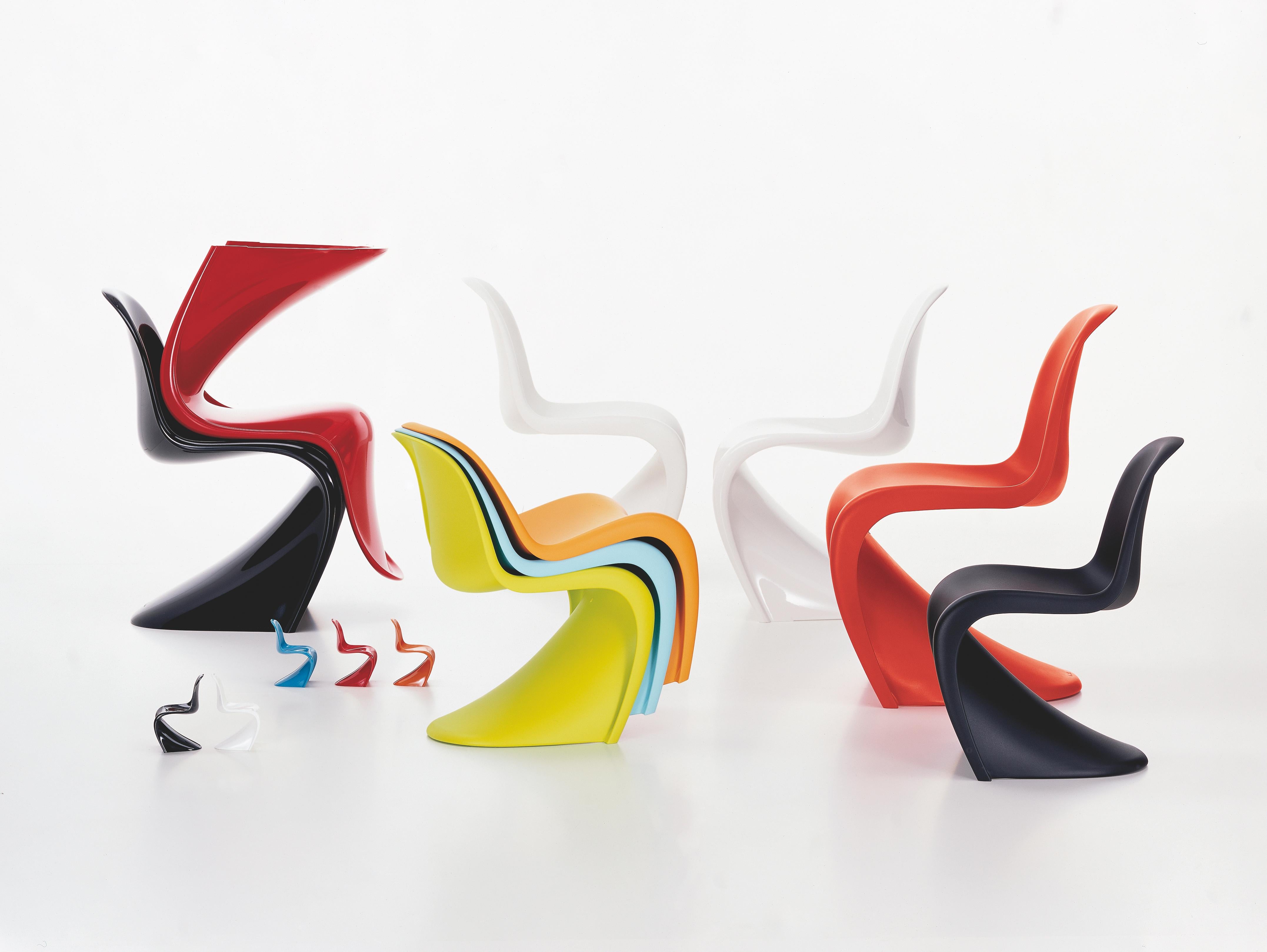 These items are currently only available in the United States.

With its bright, cheerful colors and smooth curves, the Panton chair has always been a favourite of children – both as a chair and as a plaything. This led Verner Panton to consider the