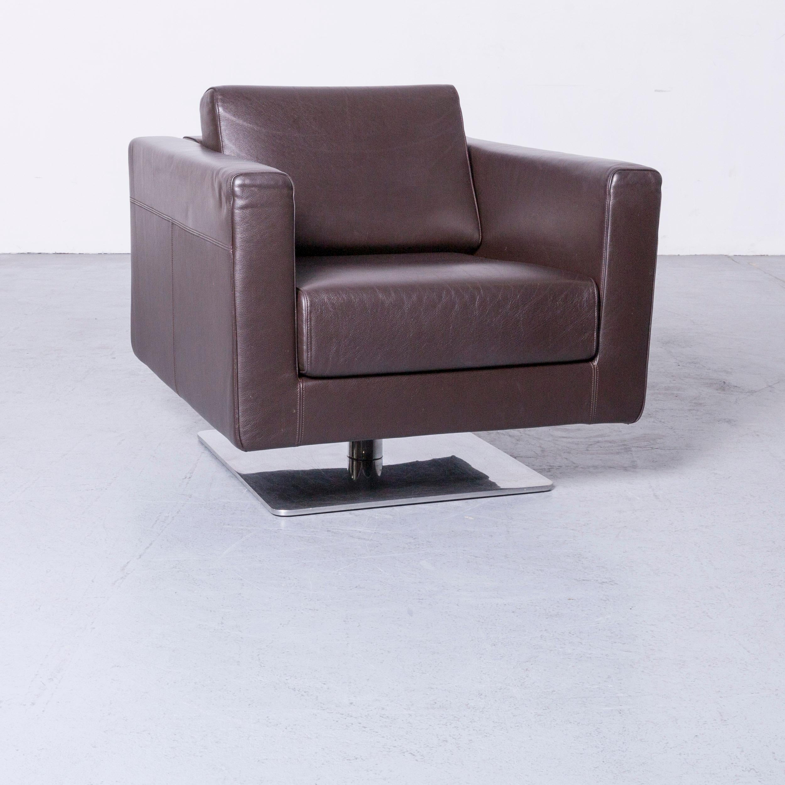 Vitra Park Drehsessel Satz von zwei Designer-Leder braun Aluminium Lounge.