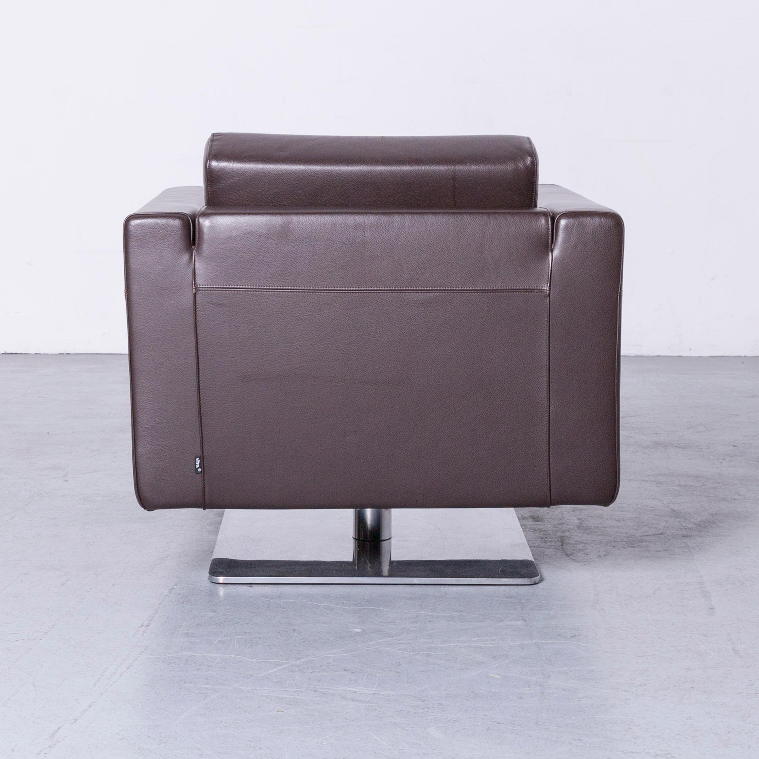 Vitra Park Drehsessel-Sessel aus braunem Aluminium mit zwei Designer-Ledersesseln im Angebot 2