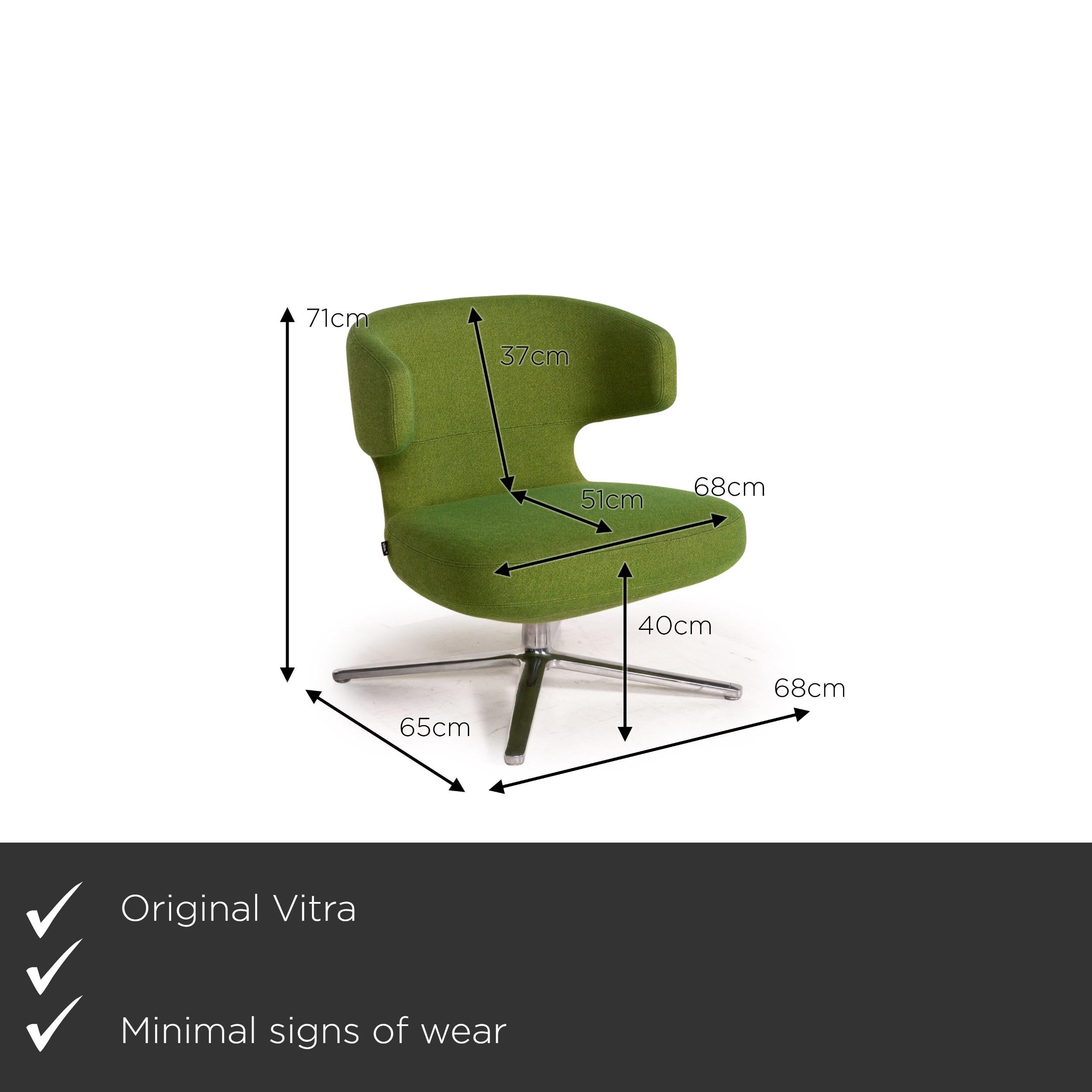We present to you a Vitra Petit Repos green armchair fabric.


 Product measurements in centimeters:
 

Depth: 65
Width: 68
Height: 71
Seat height: 40
Rest height: 66
Seat depth: 51
Seat width: 68
Back height: 37.
 