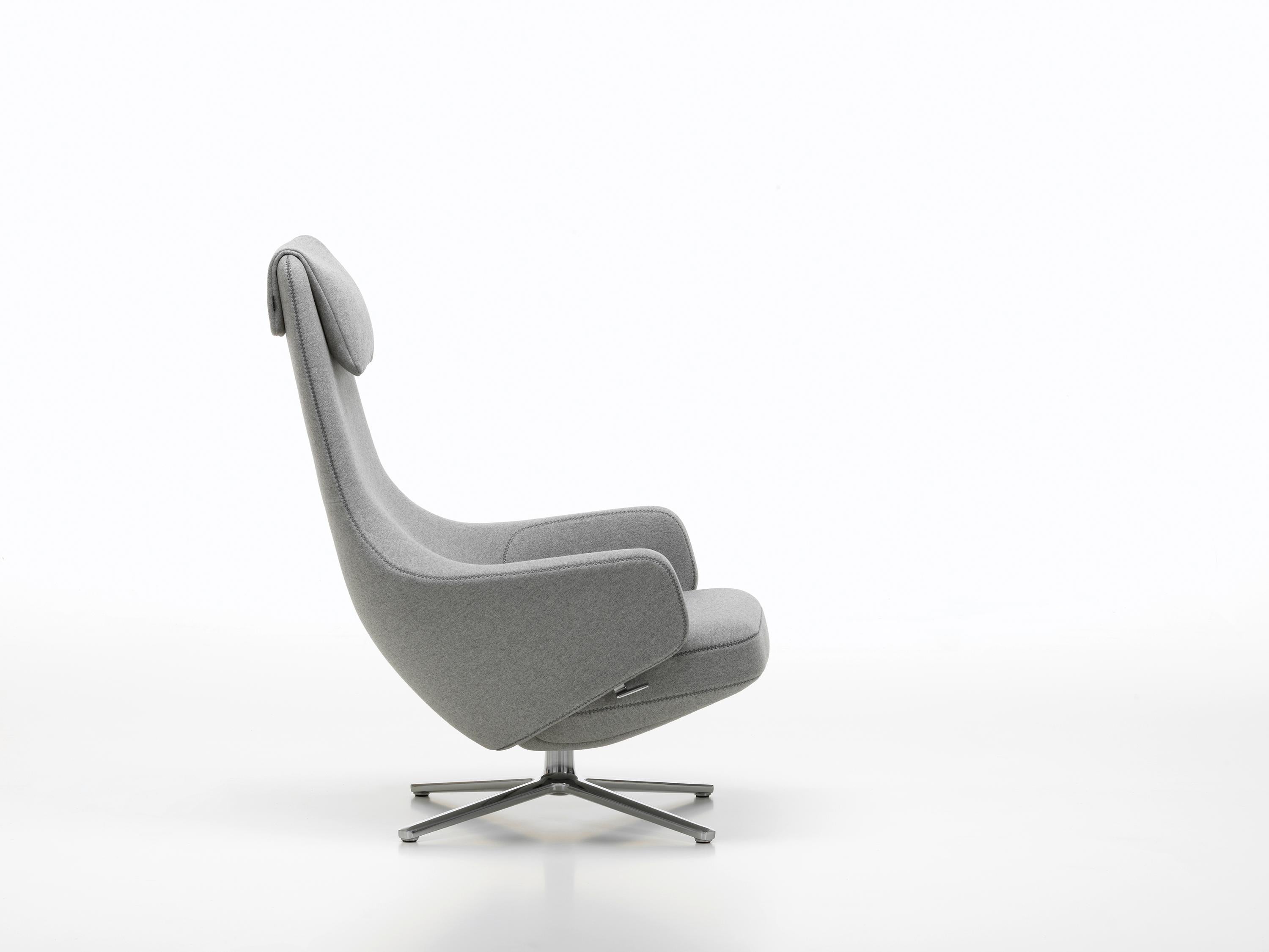 Vitra Repos Lounge Chair in Pebble Grey Cosy by Antonio Citterio For Sale 4