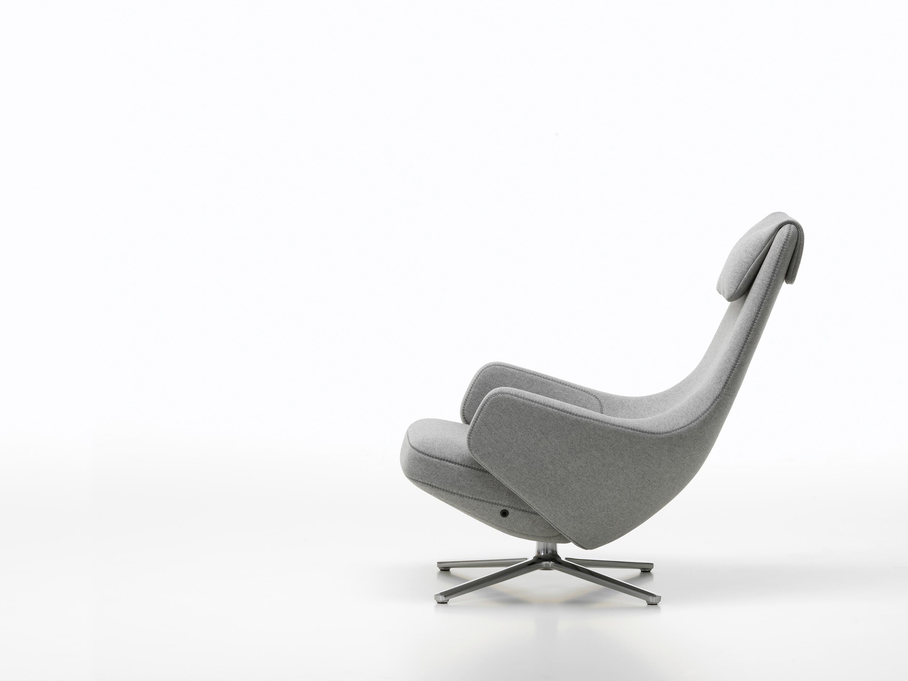 Vitra Repos Lounge Chair in Pebble Grey Cosy by Antonio Citterio For Sale 6