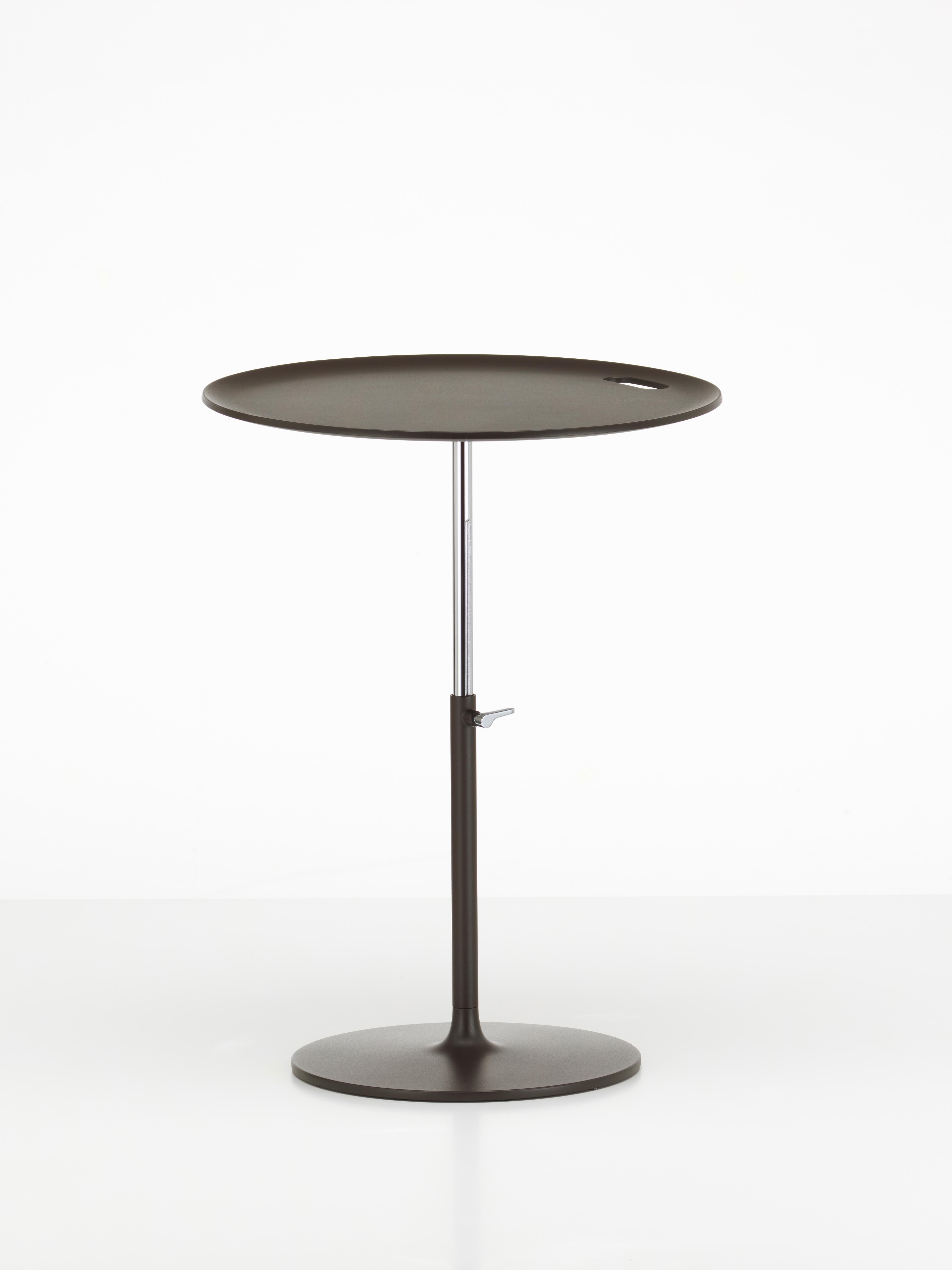 These products are only available in the United States.

The Rise Table was designed by Jasper Morrison as a practical companion for the home. The circular form of the occasional table‘s top and base make it an appealing decorative accent in any