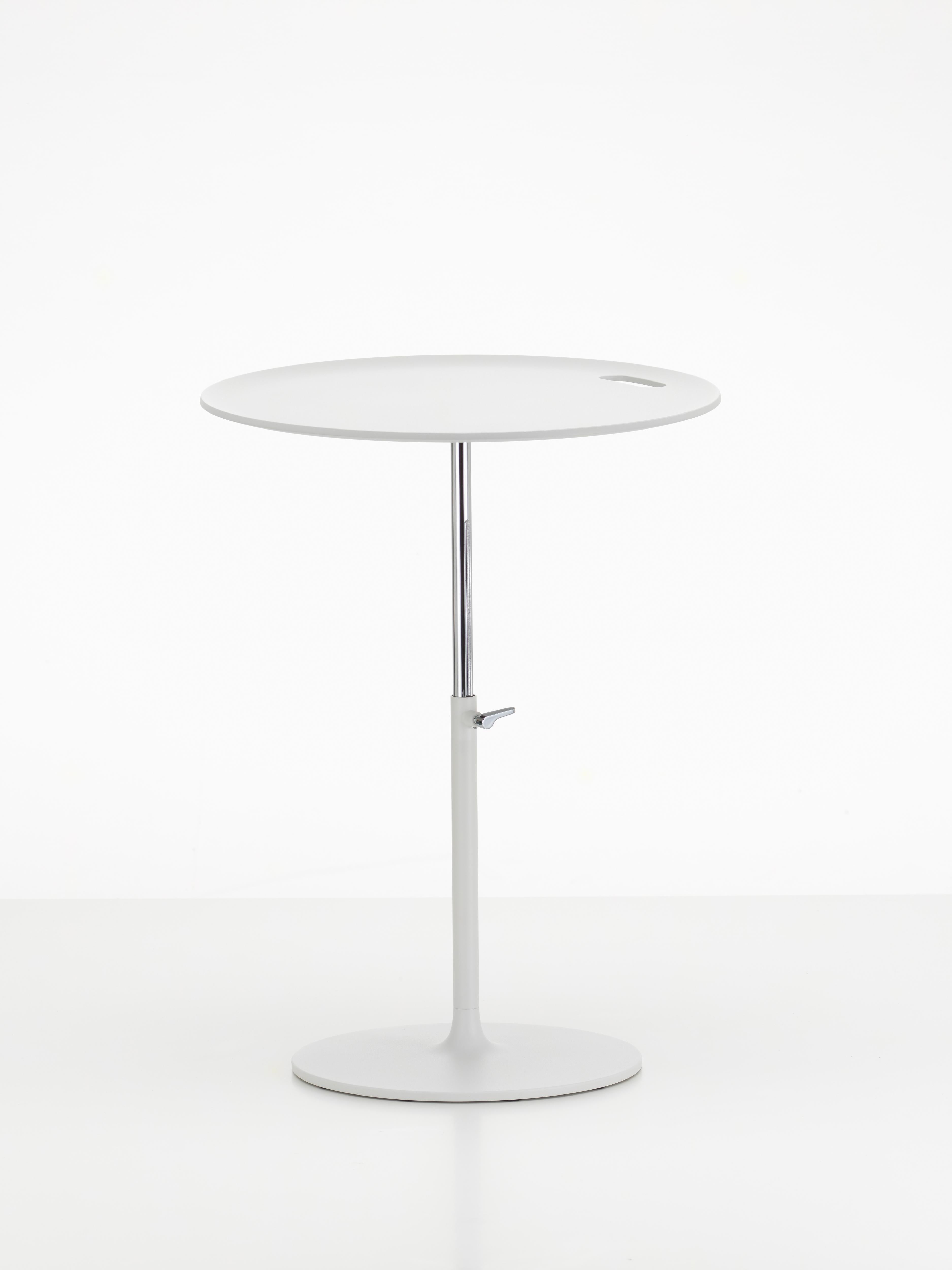 These products are only available in the United States.

The Rise table was designed by Jasper Morrison as a practical companion for the home. The circular form of the occasional table‘s top and base make it an appealing decorative accent in any