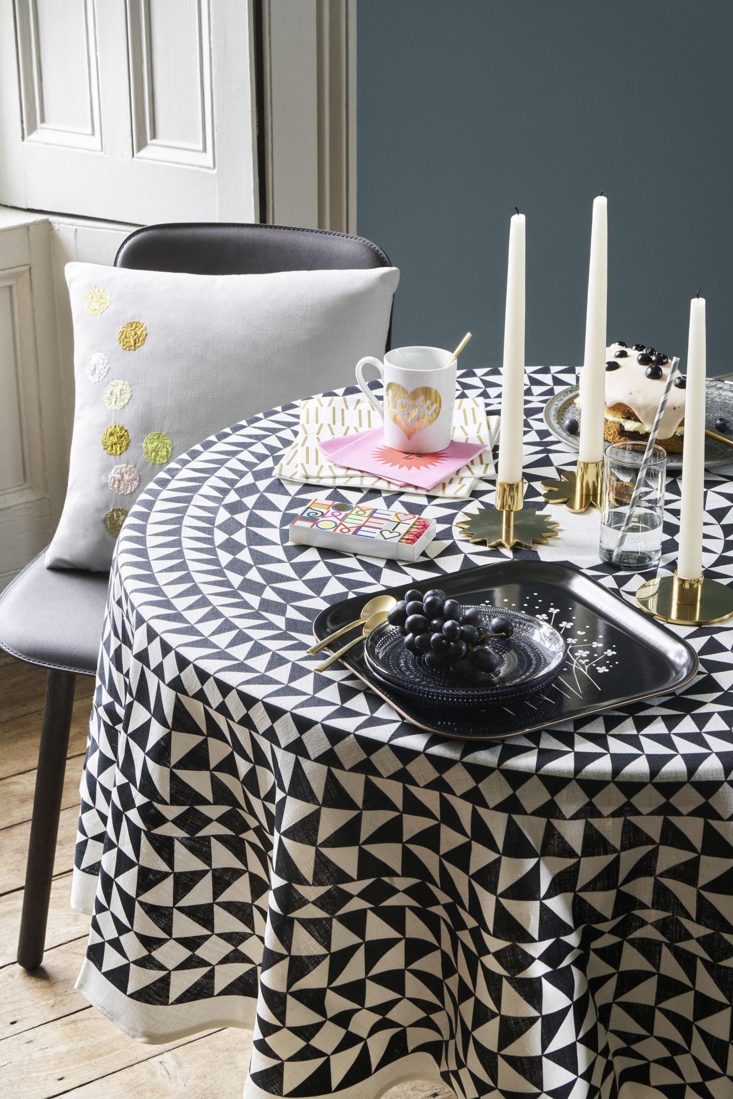 Cotton Vitra Round Geometric Tablecloth in Black by Alexander Girard  For Sale