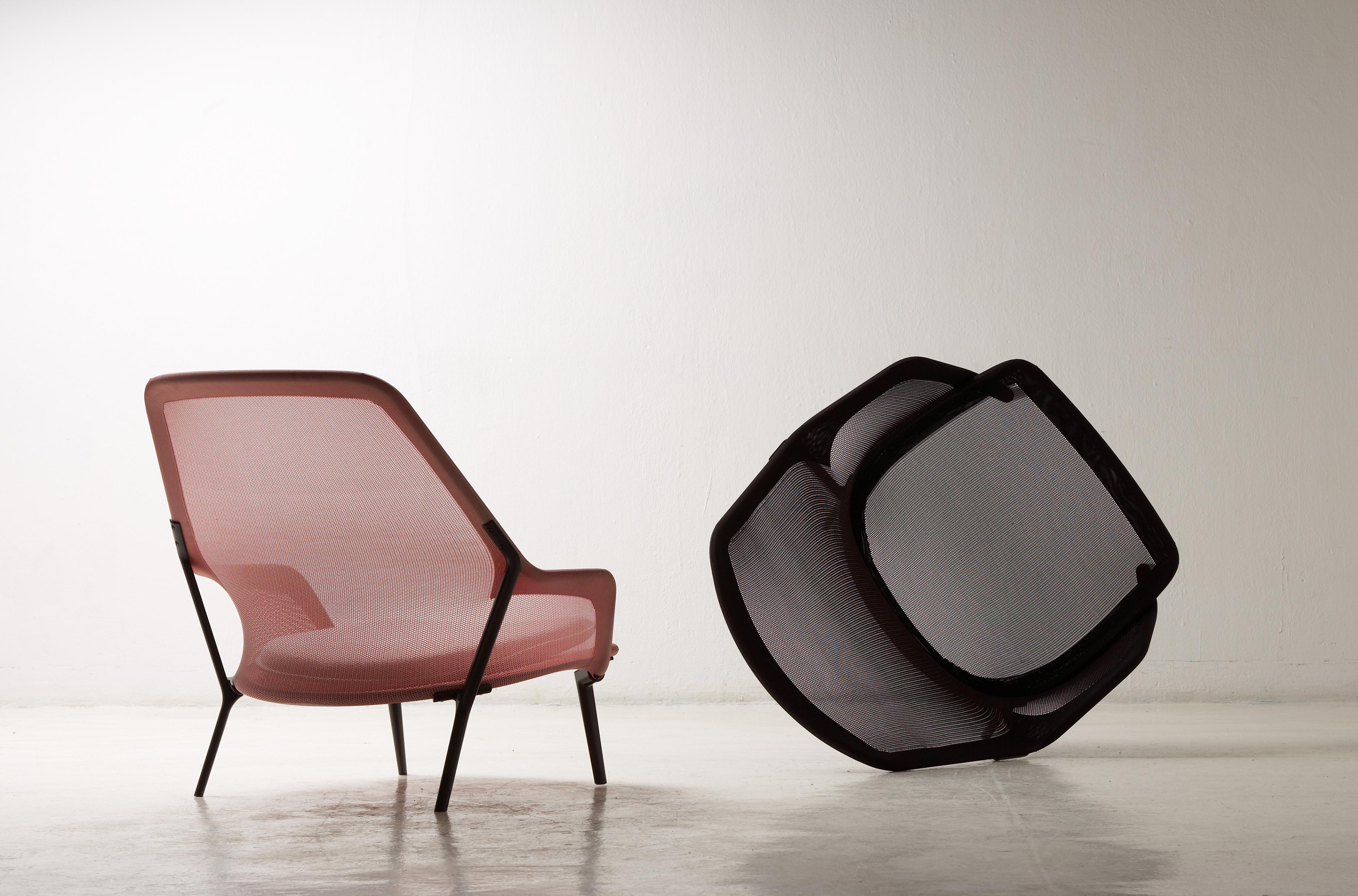 Vitra Slow Chair in Red and Cream by Ronan & Erwan Bouroullec im Zustand „Neu“ im Angebot in New York, NY