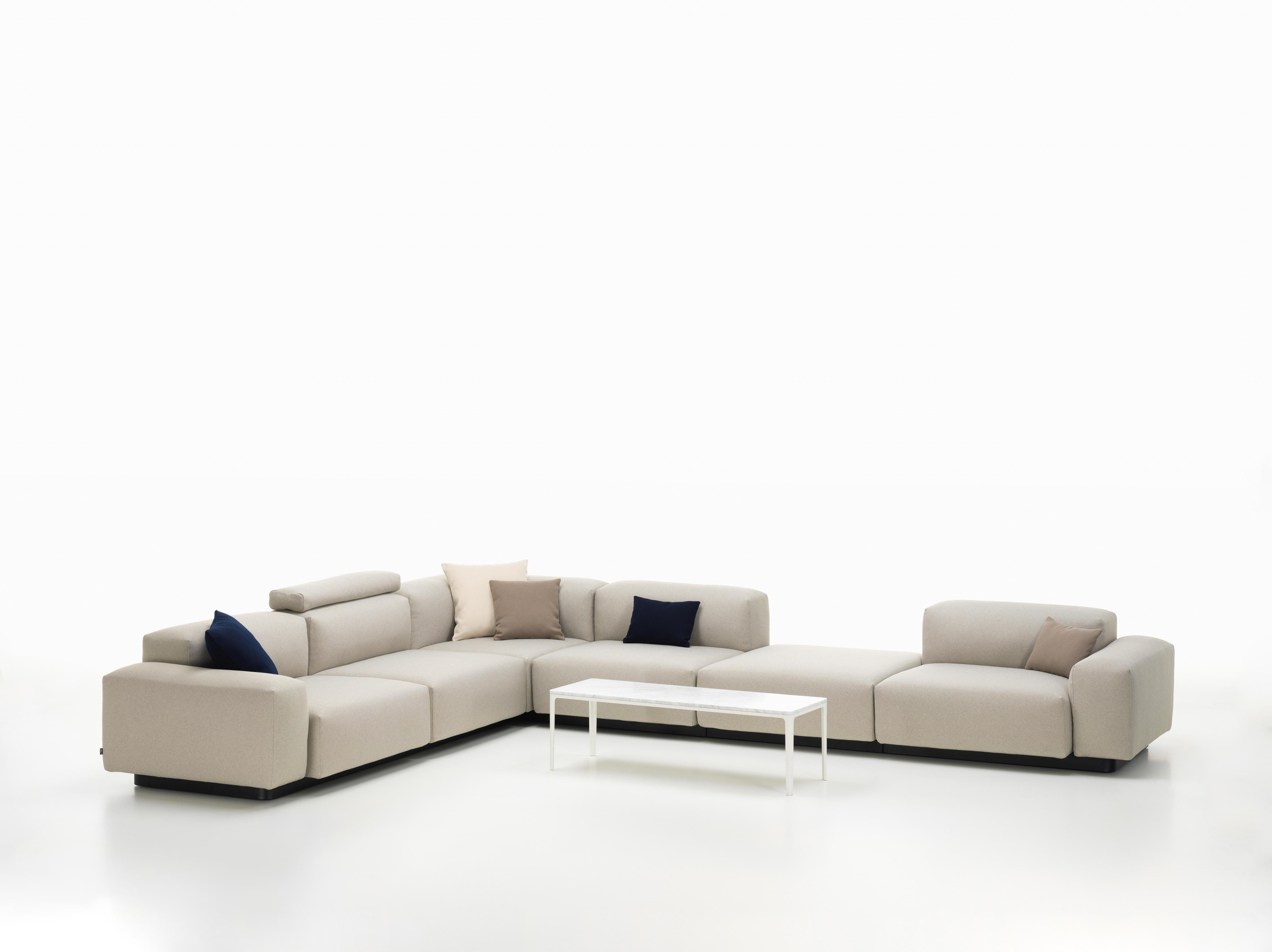 Vitra Soft Modular Six-Seat Sofa with Platform Middle in Pearl Olimpo For Sale 2