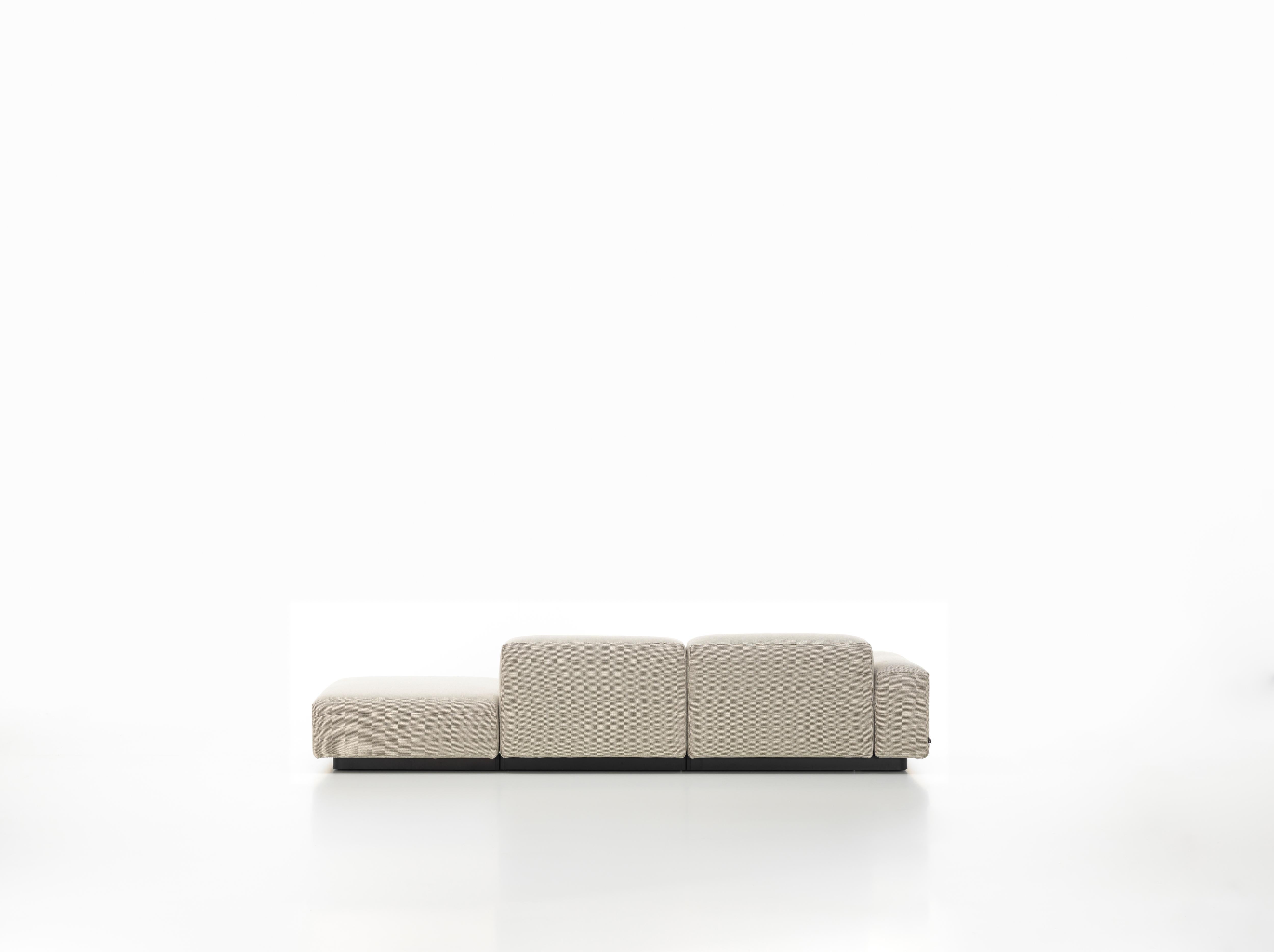 Vitra Soft Modular Three-Seat Sofa with Platform Right in Pearl Olimpo For Sale 3