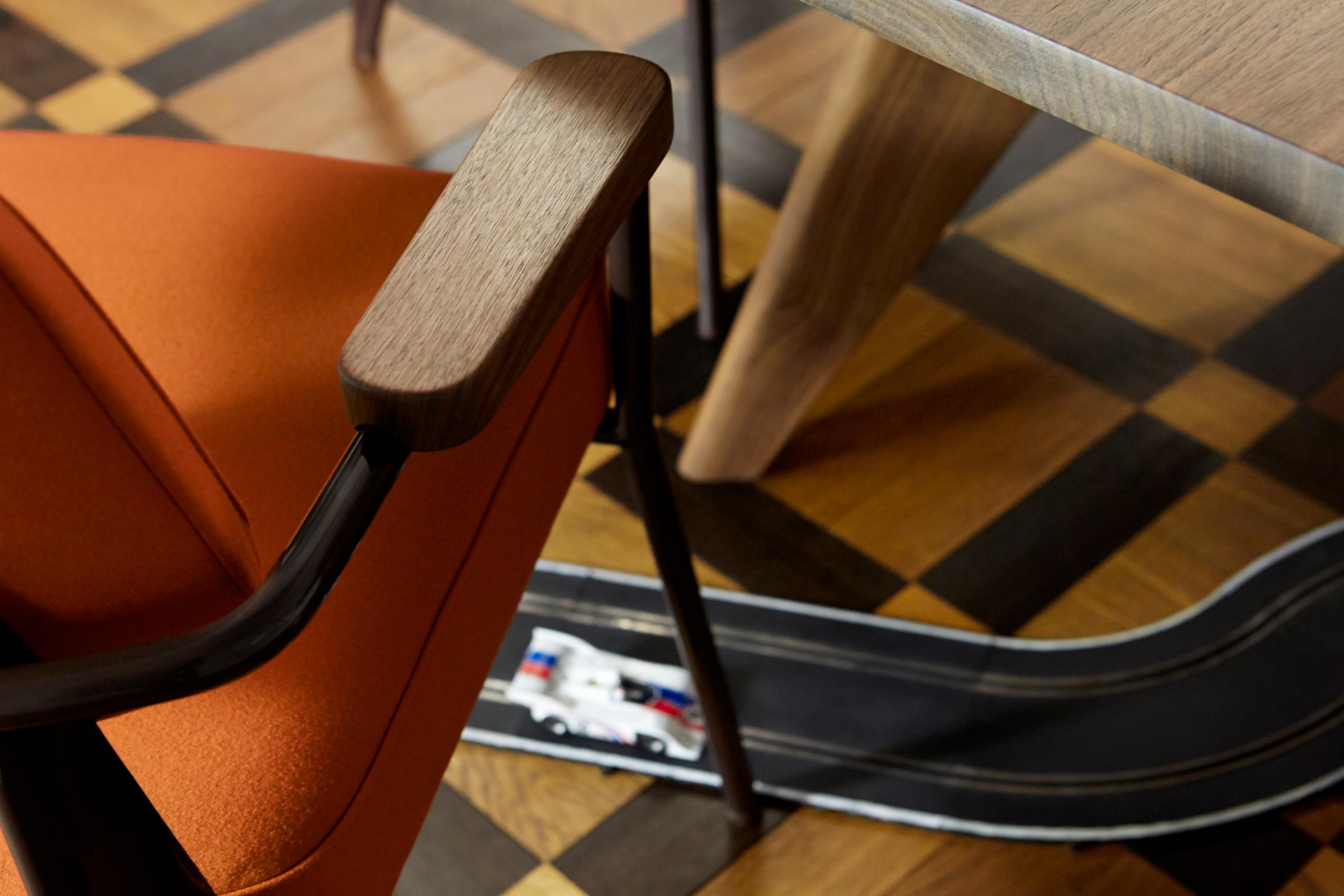 table solvay jean prouve