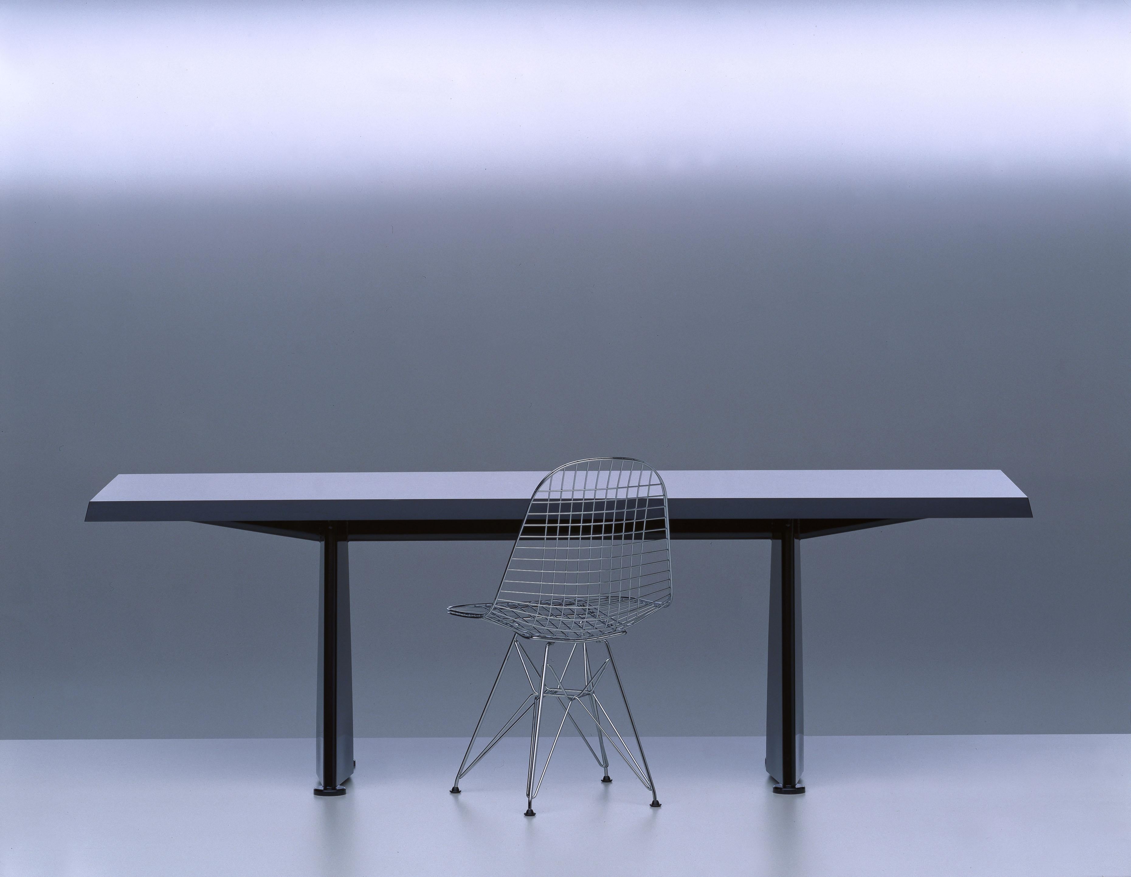 Vitra Trapèze Table in Black by Jean Prouvé For Sale 4