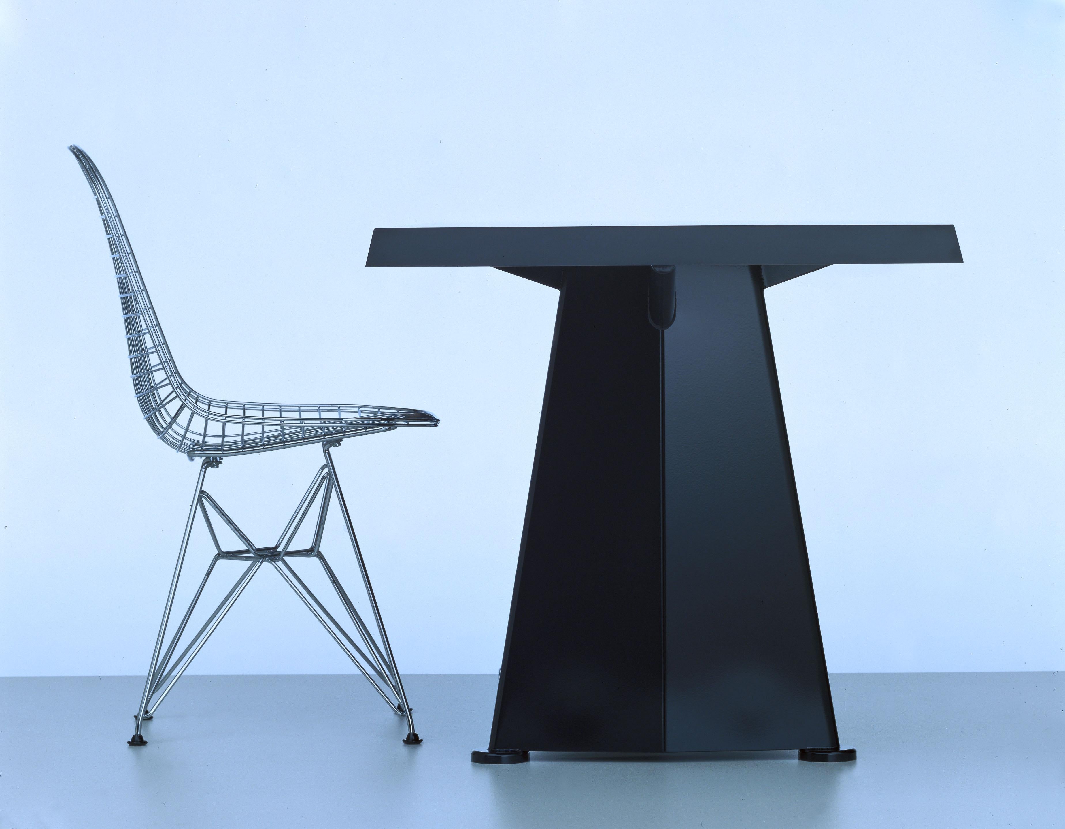 Vitra Trapèze Table in Black by Jean Prouvé In New Condition For Sale In New York, NY