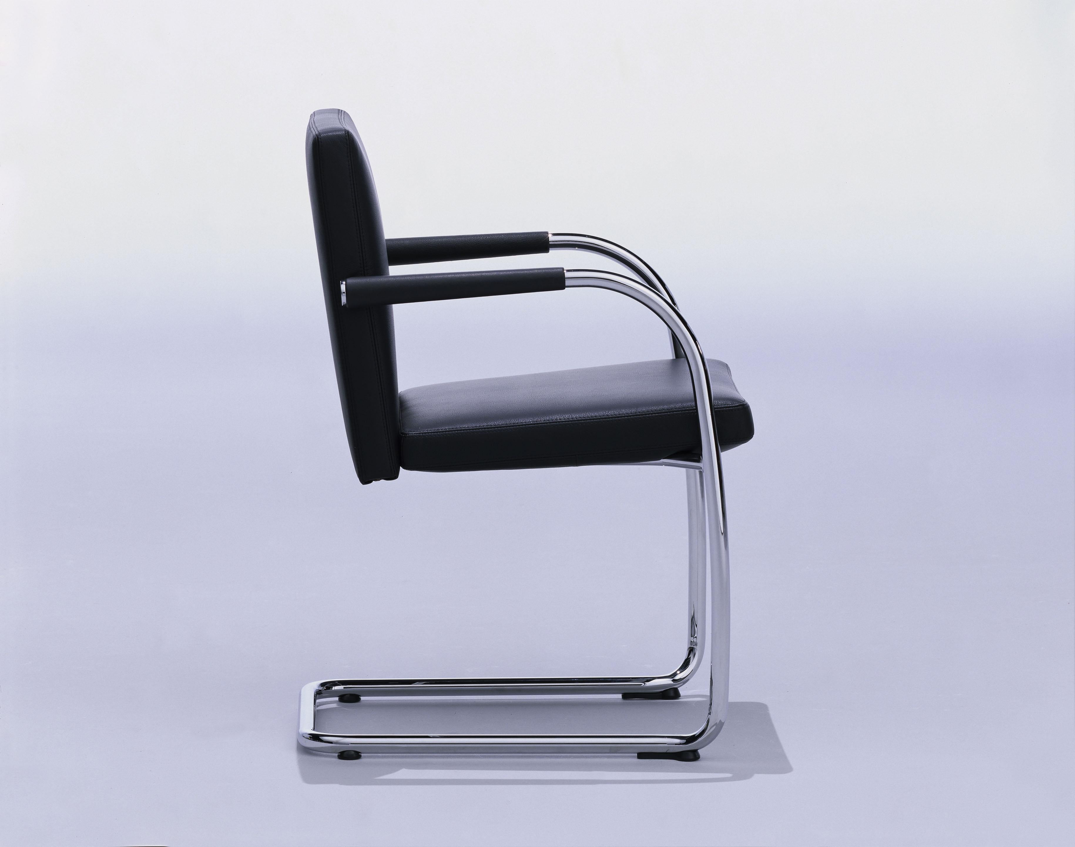 These items are currently only available in the United States.

Visasoft is an elegant visitor and conference chair which combines the typical flexing action of a Classic cantilever base with luxuriant upholstery for exceptional seating comfort. The