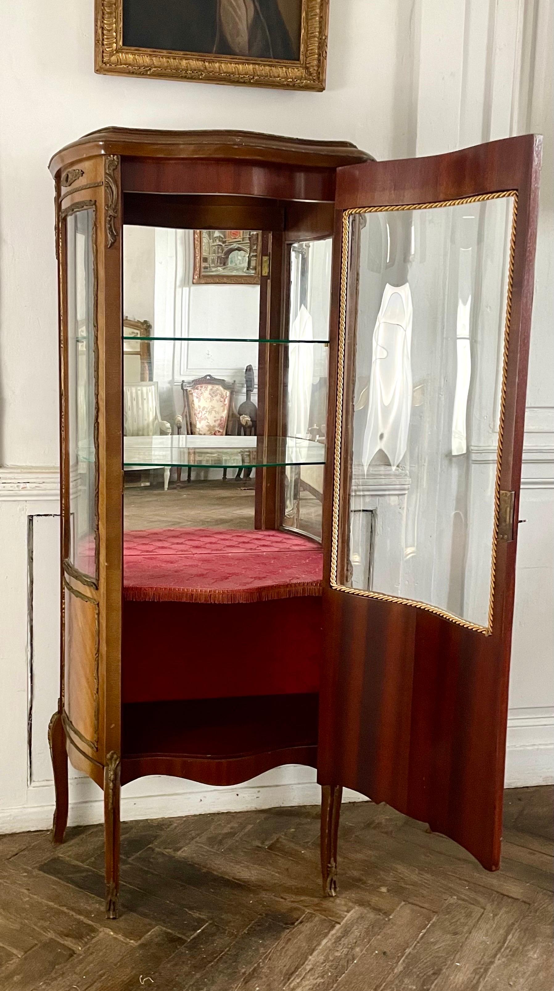 19th Century Cabinet Vitrine Mahogany Marquetry Bronze Mirror-Louis XV - Napoleon III Period For Sale