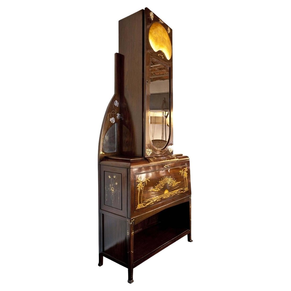 Vitrine Attributed to Carlo Zen, Italian Design Liberty, Wood , Mother of Pearl