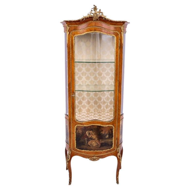 Vitrine cabinet in the Louis XV style, France, circa 1910. After reno For Sale