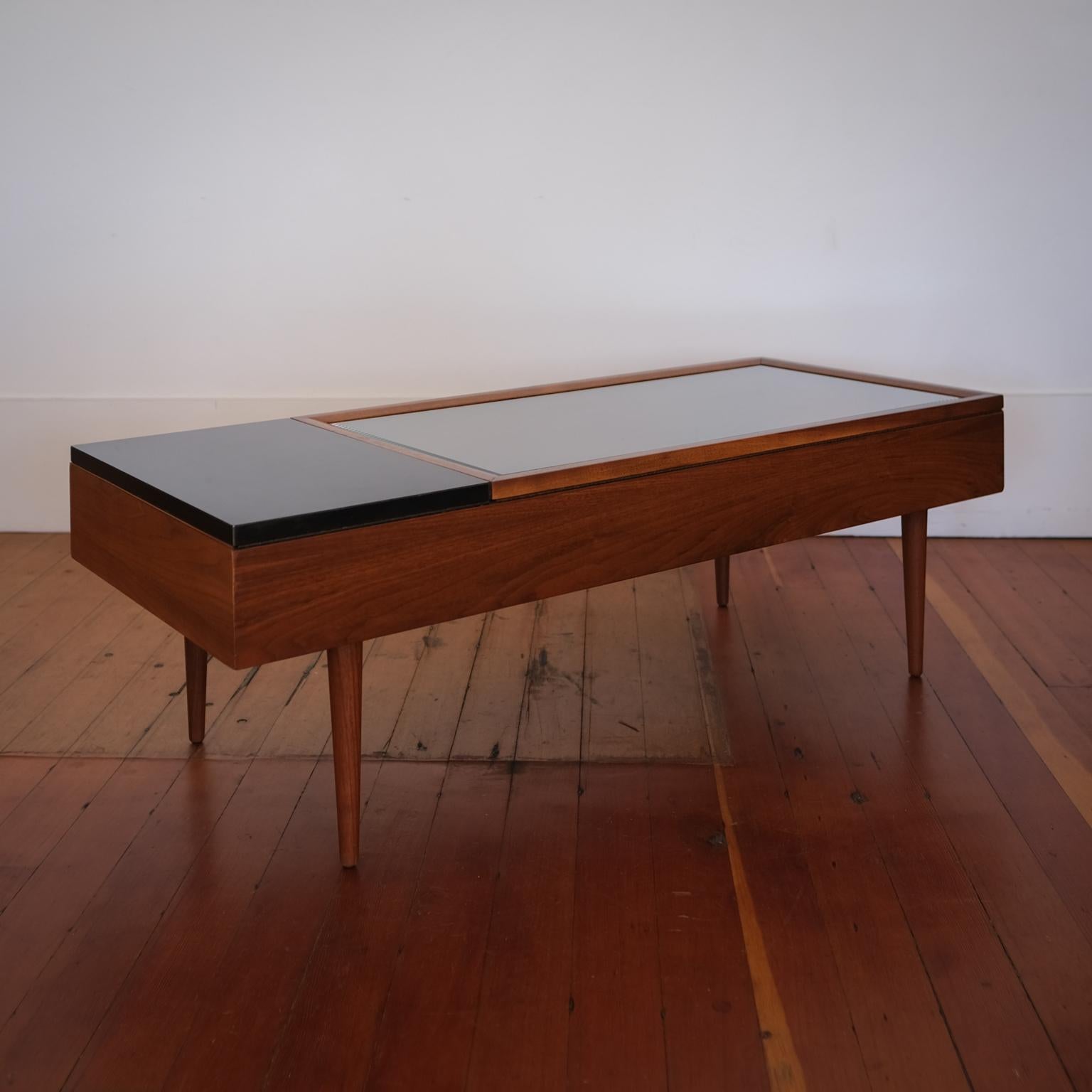 Vitrine Coffee Table by Stewart MacDougall for Glenn of California For Sale 9