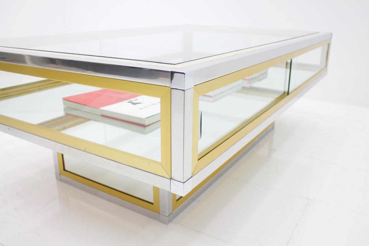Vitrine Coffee Table in Chrome, Brass and Glass, France 1970s 7