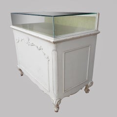 Vitrine De Magasin Presentoir Vintage Antiquité En Verre De Style Louis XV Patin