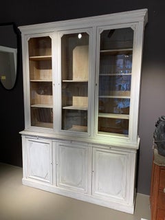 Vitrine - Display Cabinet