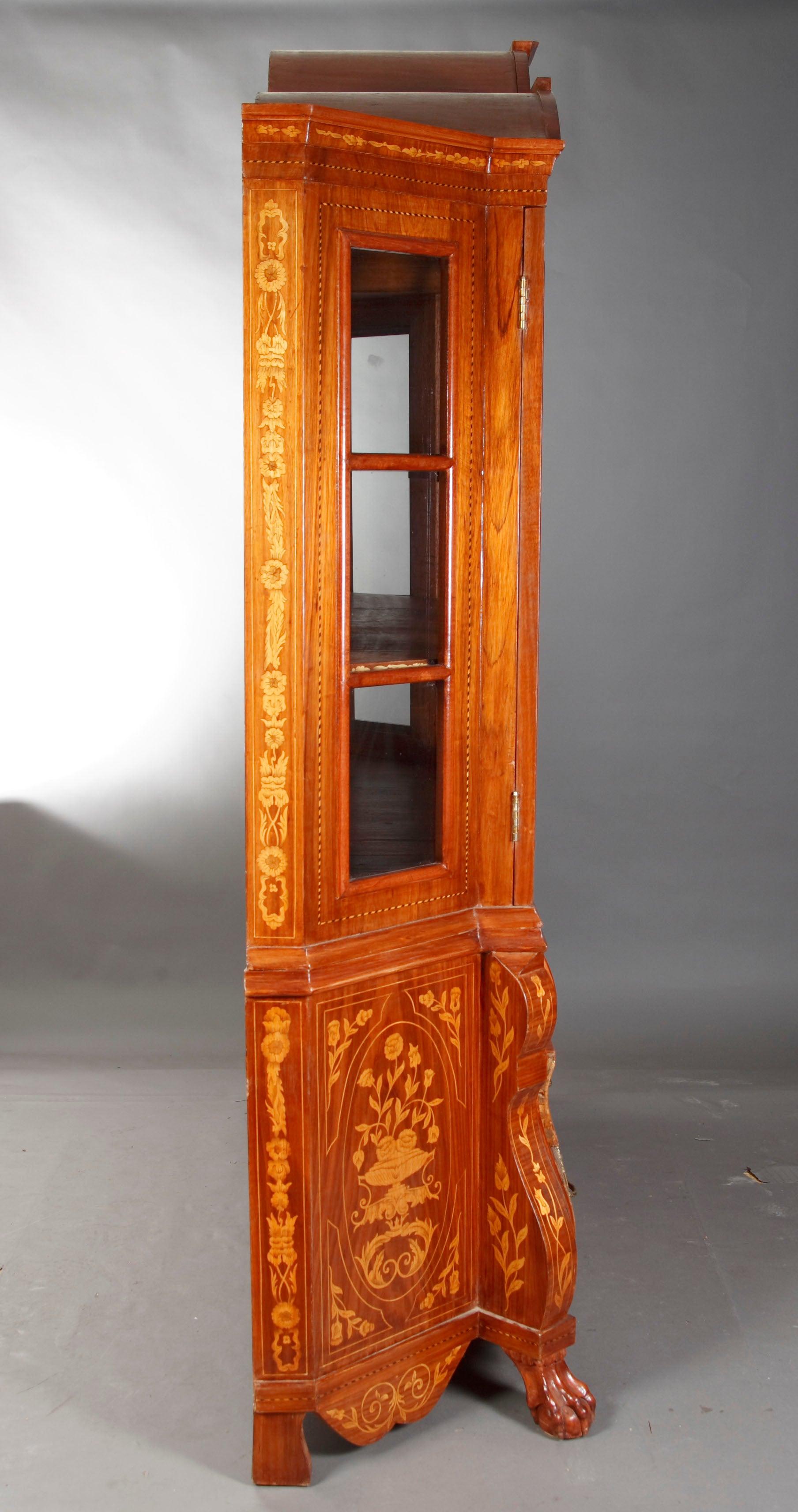 Vitrine with Inlay Made of Mahogany and Maple in the Dutch Baroque Style 1