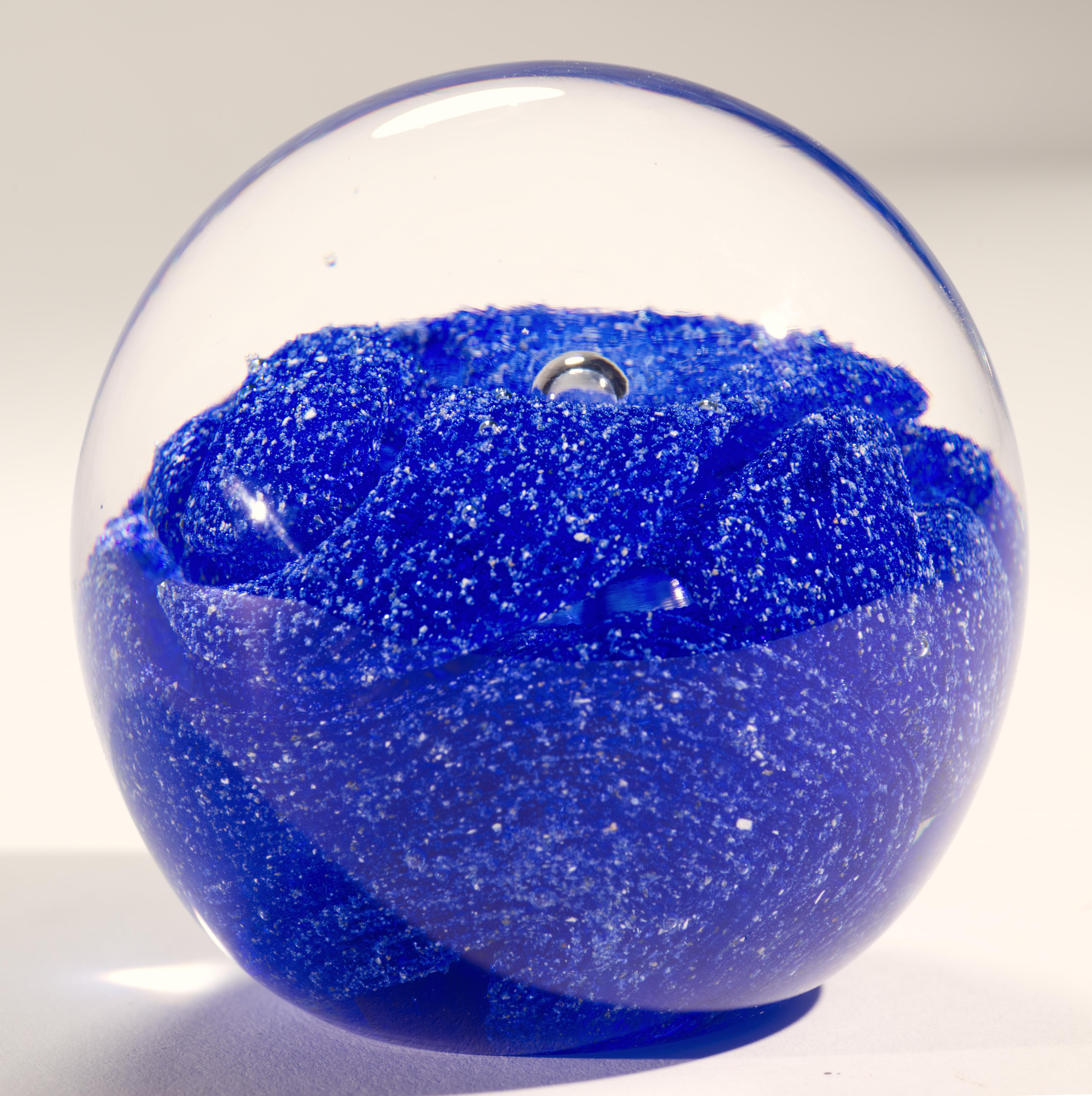 Escultura o pisapapeles grande de Vitrix Hot Glass Studio, New York Art Glass Moderno orgánico en venta