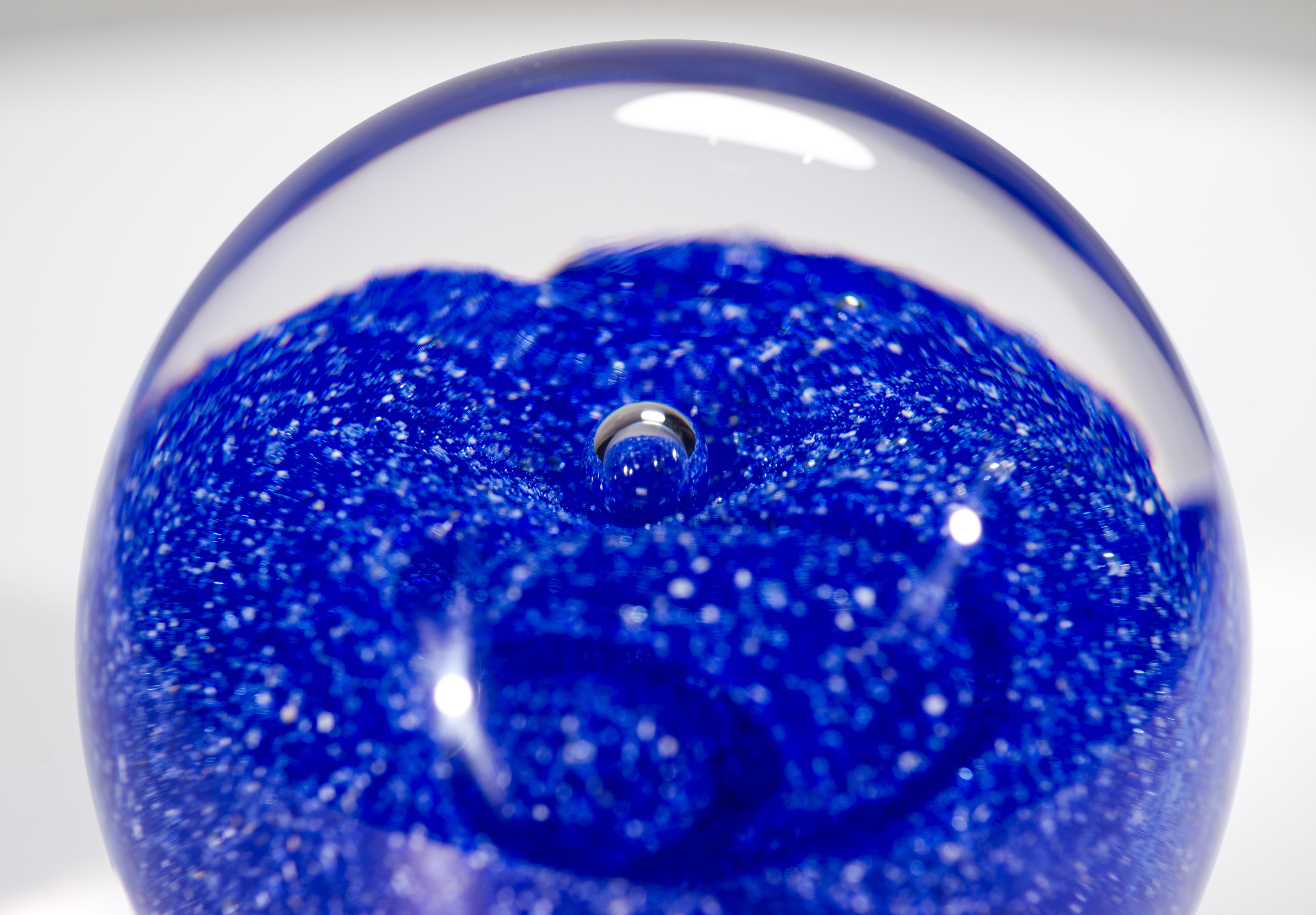 Escultura o pisapapeles grande de Vitrix Hot Glass Studio, New York Art Glass Hecho a mano en venta