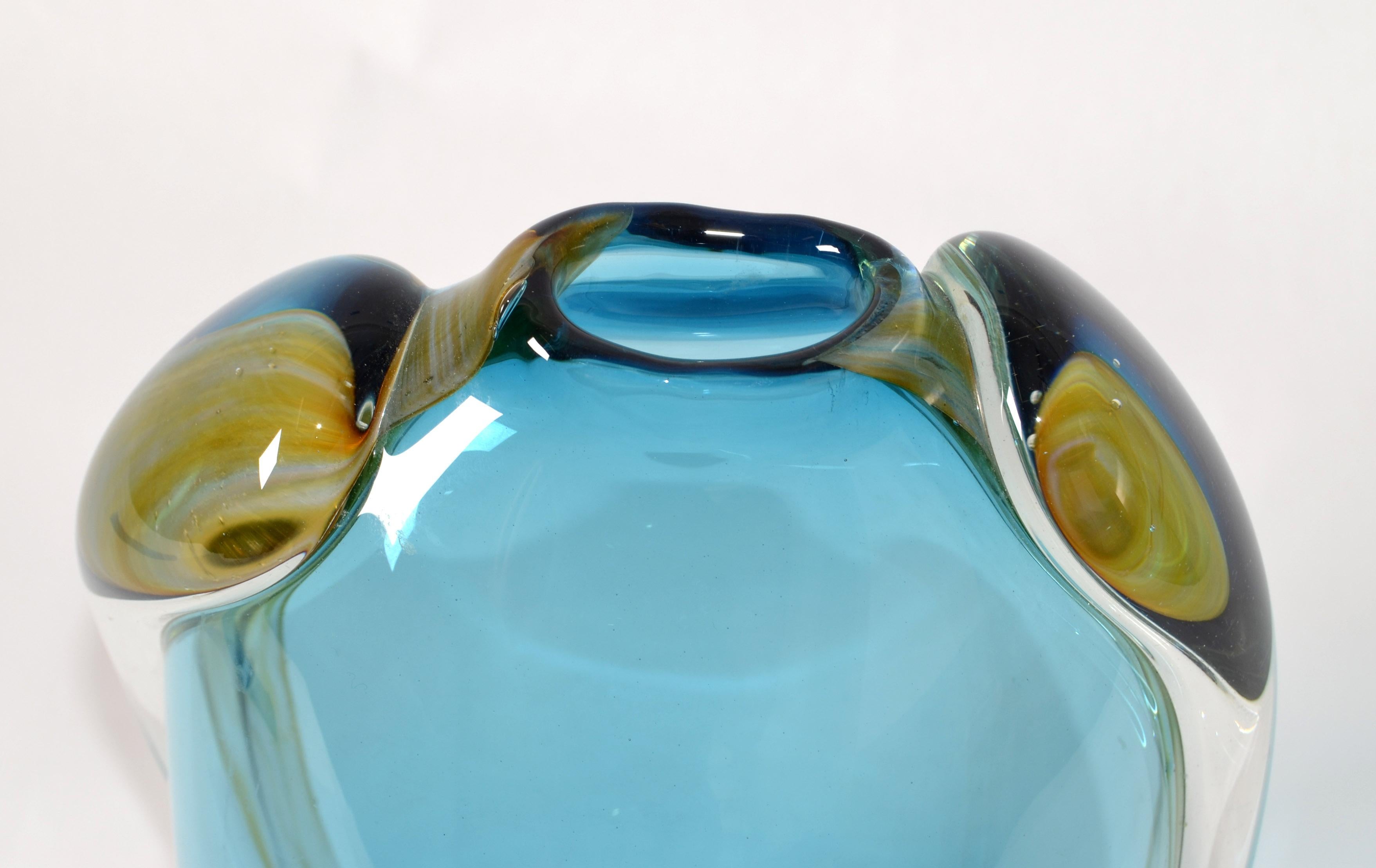 Vitrix Studio Blown Light Blue & Gold Art Glass Vase Thomas Buechner Op Art 80s For Sale 2