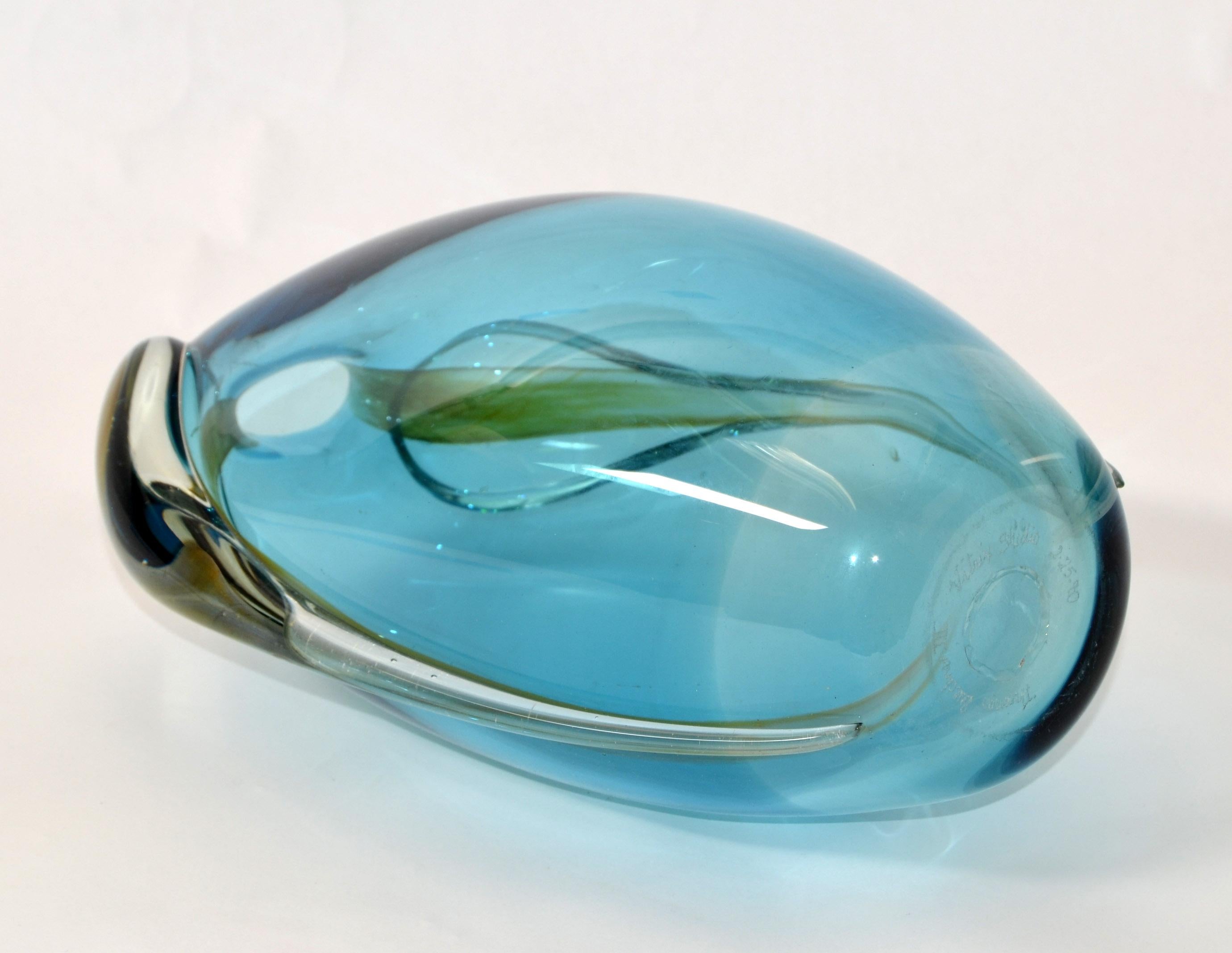 Vitrix Studio Blown Light Blue & Gold Art Glass Vase Thomas Buechner Op Art 80s For Sale 4