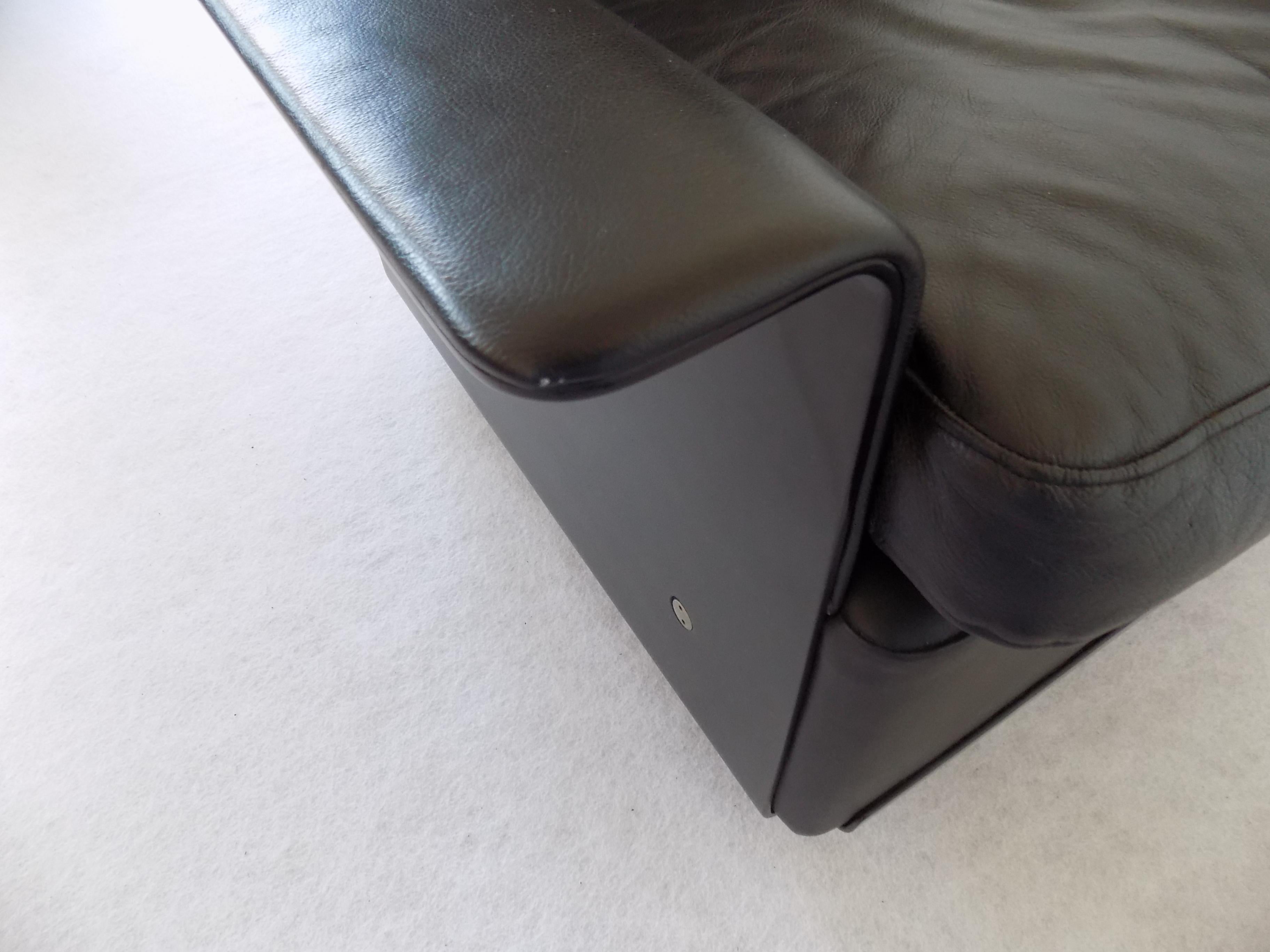 Vitsoe 620 by Dieter Rams Black Leather Lounge chair, Mid-Century modern, German 4