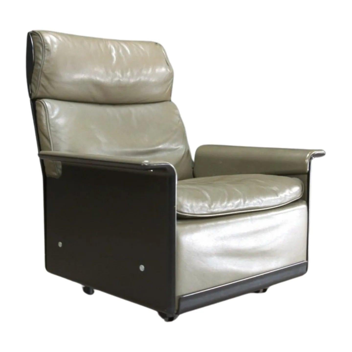 Mid-Century Modern Vitsoe High Back 620 Chair by Dieter Rams