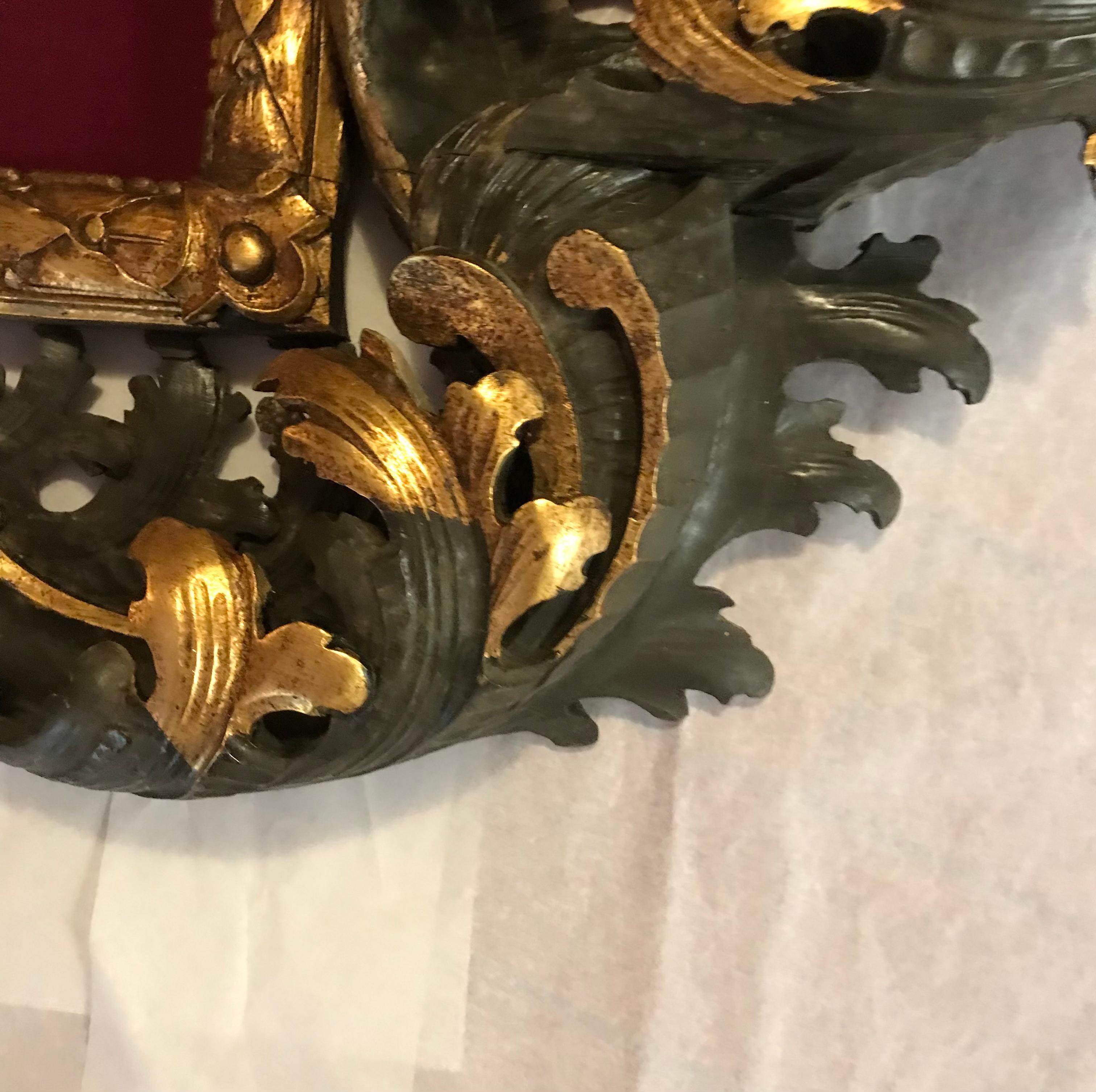 Baroque Cadre baroque italien doré et Vittoria  Bois vert en vente
