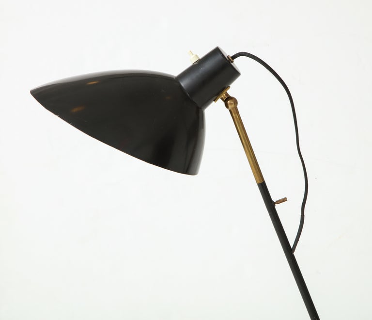 Mid-20th Century Vittoriano Vigano for Arteluce Rare Floor Lamp Model 1047 For Sale