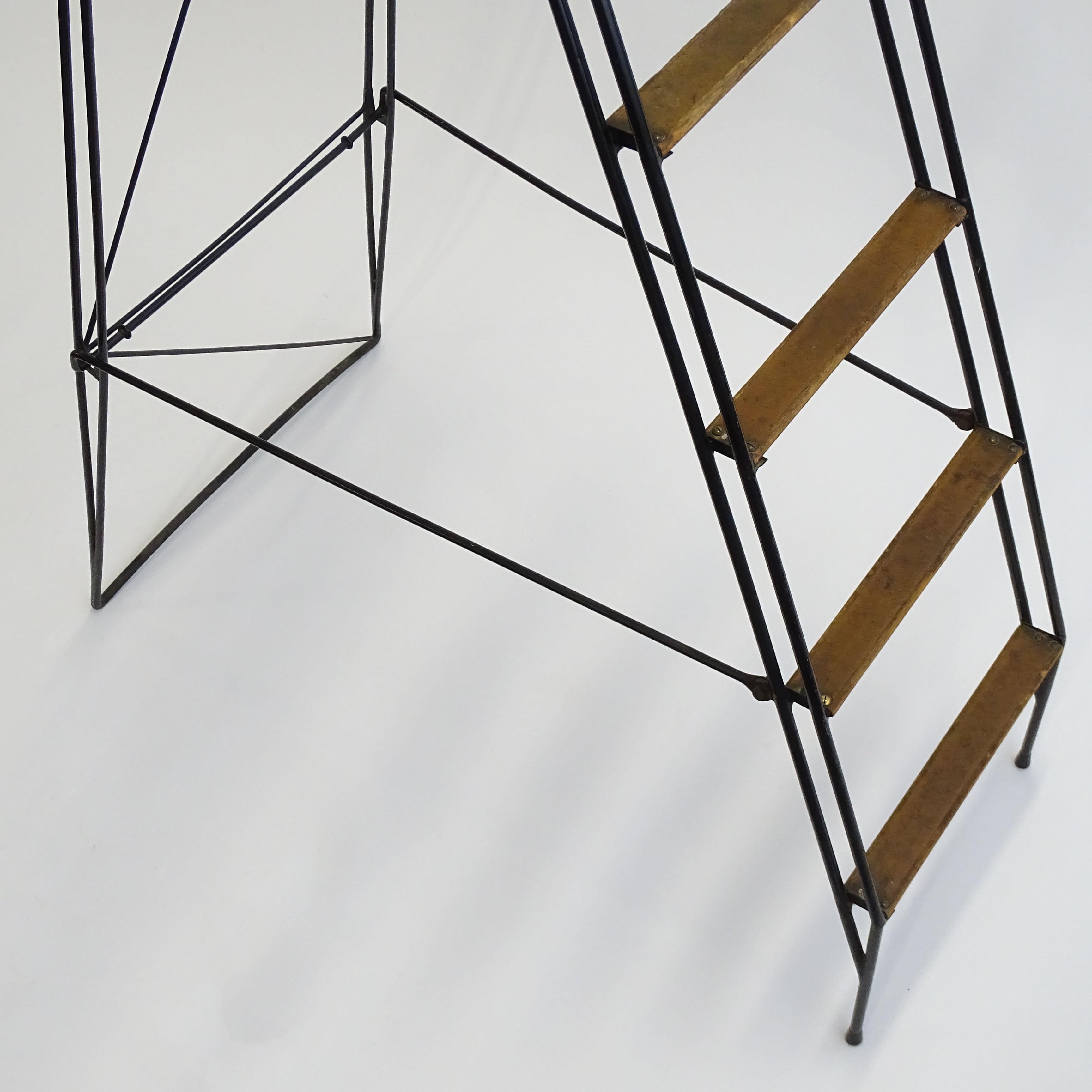 Vittoriano Viganò Minimal Floor Library Ladder for Azucena, Italy 1950 3