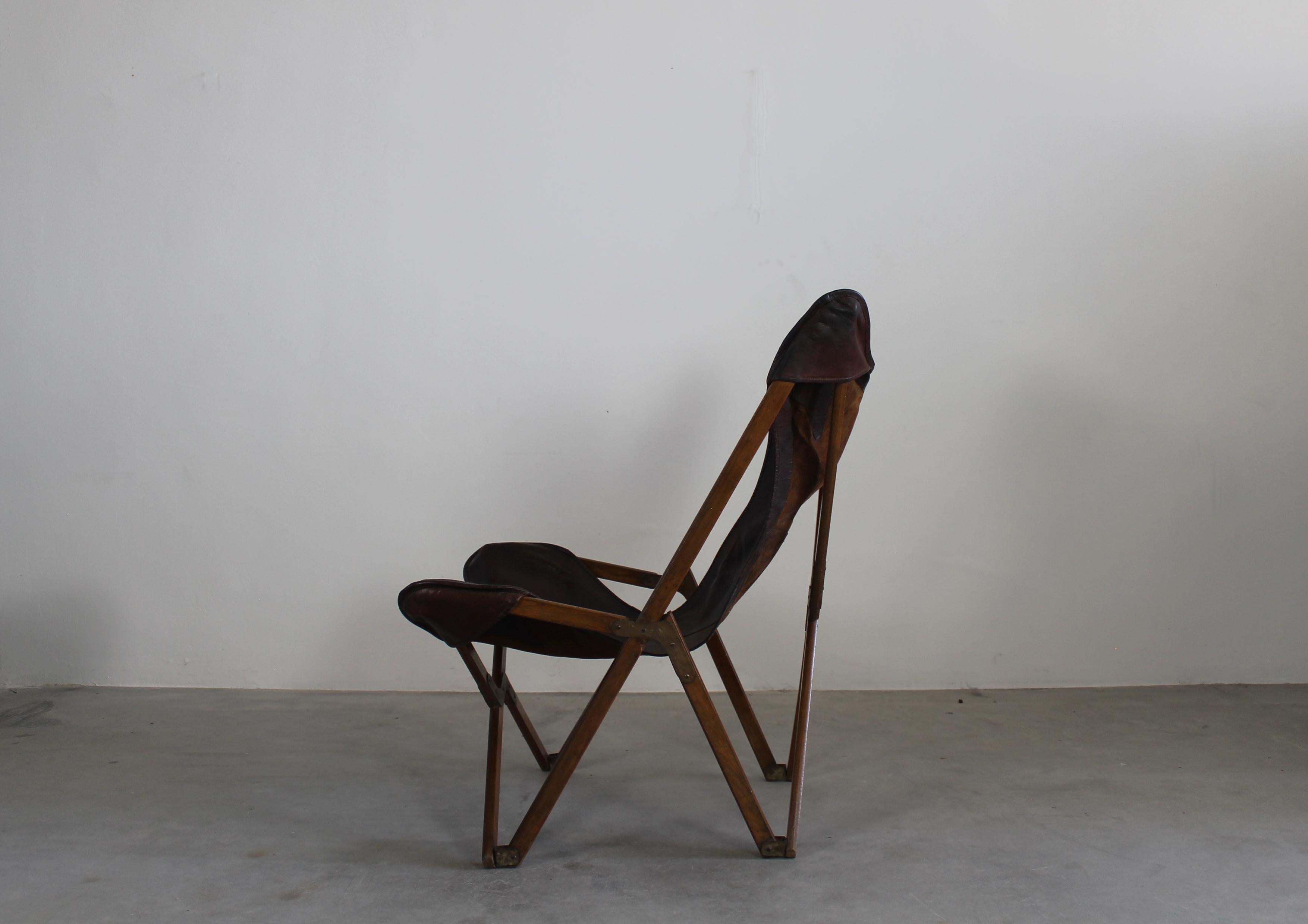 Vittoriano Viganò Set of Two Tripolina Folding Chairs in Leather 1930s Italy In condizioni buone in vendita a Montecatini Terme, IT