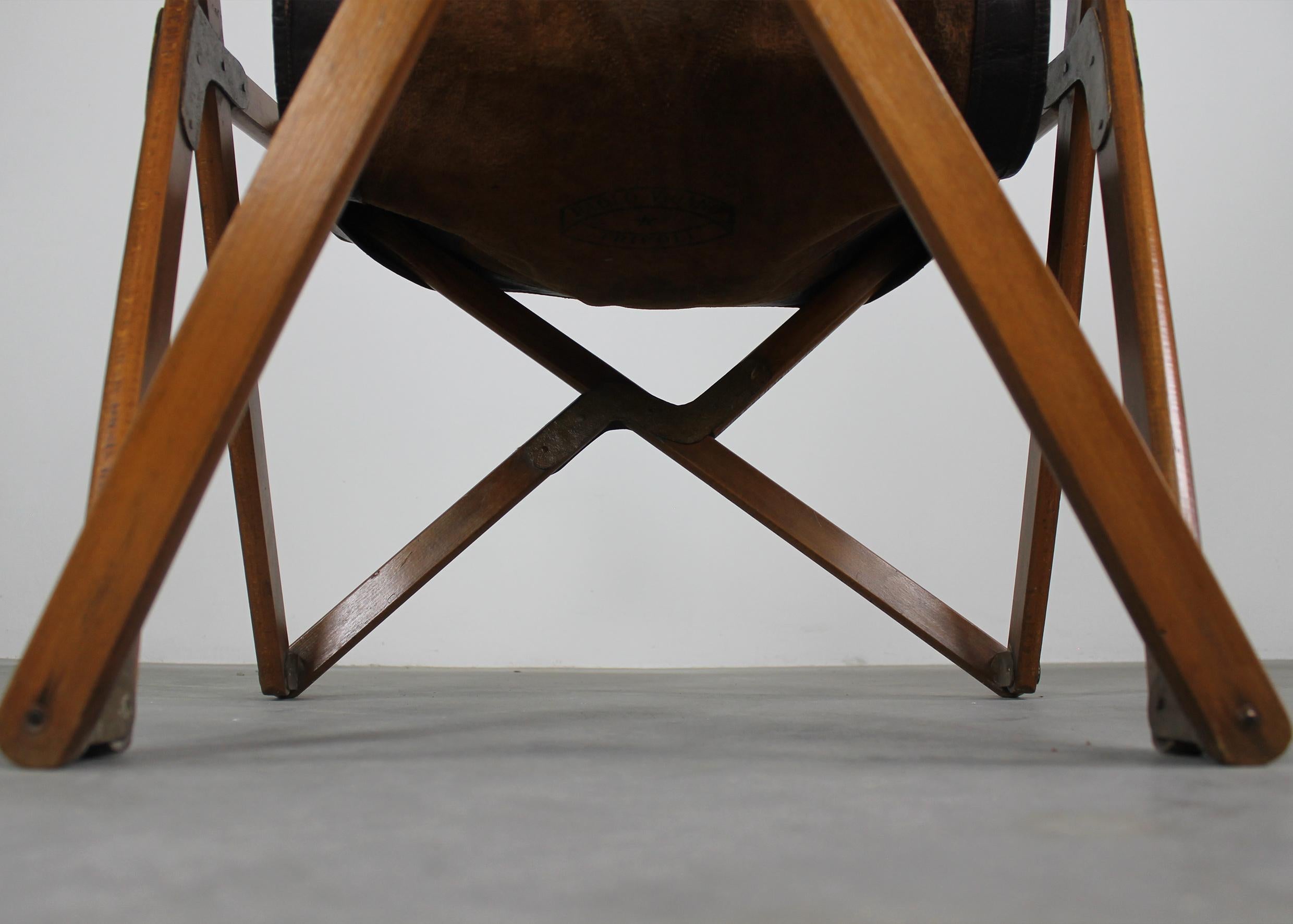 Tripolina Folding Chair in Wood and Leather by Paolo Vigano 1930s  1