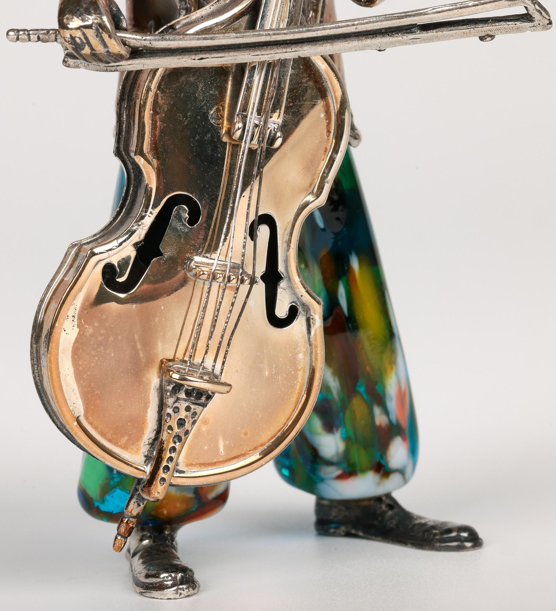 Mid-Century Modern Vittorio Angini Figure de clown jouant du Cello, en Murano, montée sur argent en vente