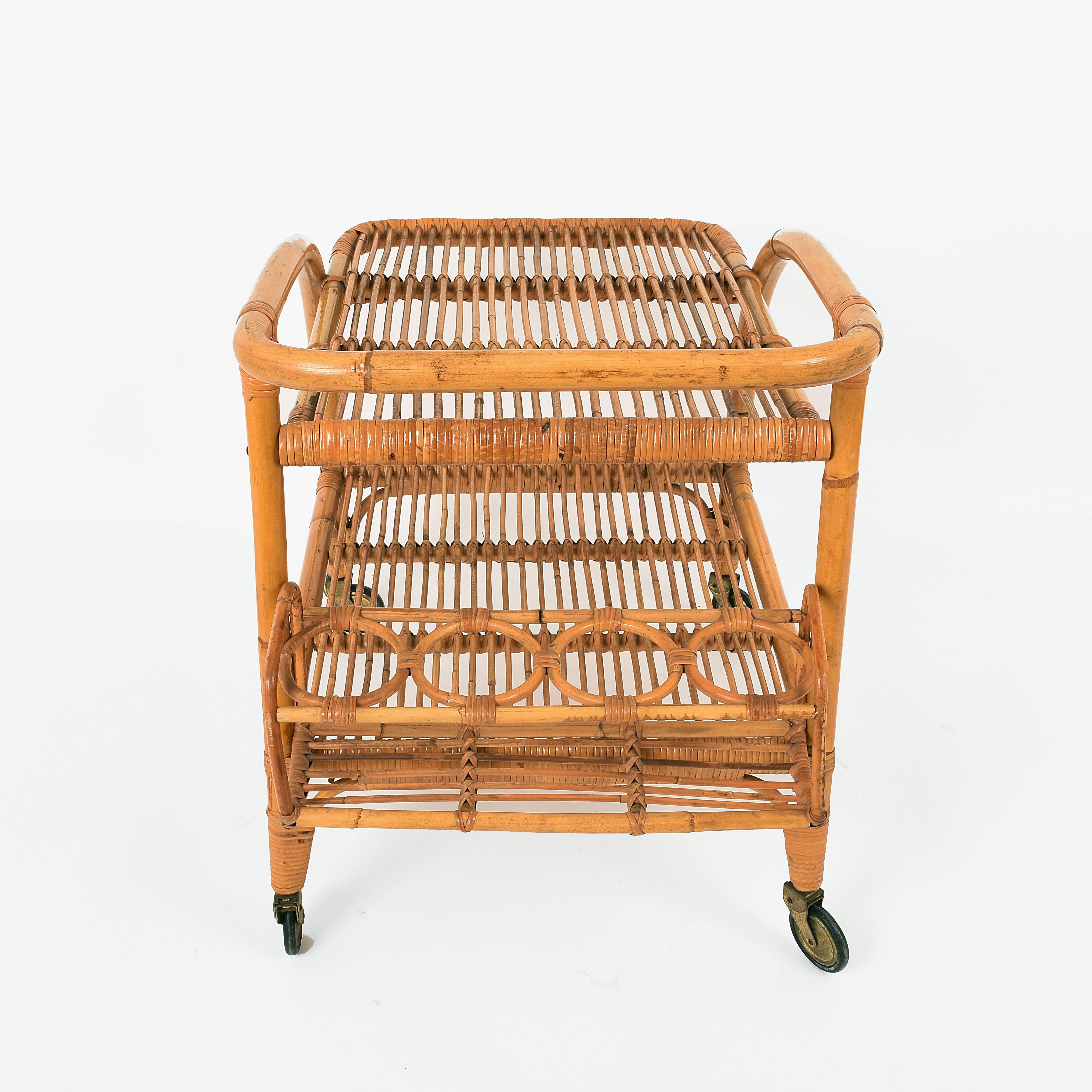 Vittorio Bonacina  Bamboo Rattan, servant Bar Cart  1950s, Trolley Vintage In Good Condition In Roma, IT