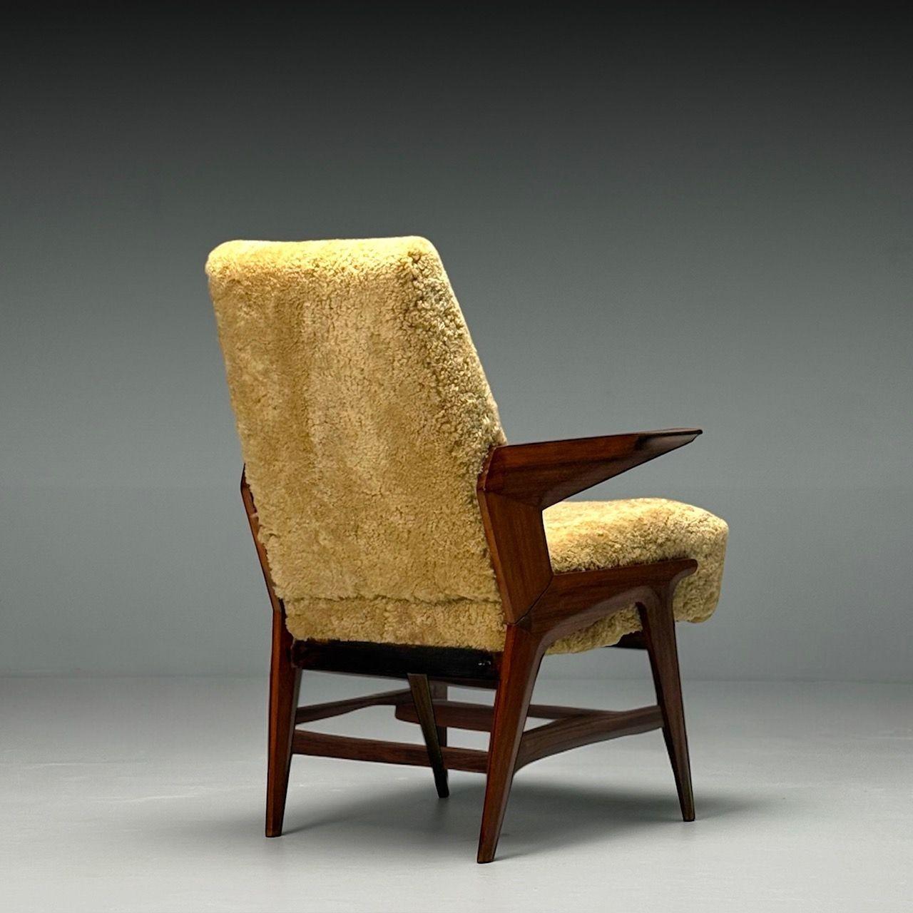 Vittorio Dassi Attr, Sillón moderno italiano de mediados de siglo, piel de cordero, años 50 en Bueno estado para la venta en Manhasset, NY