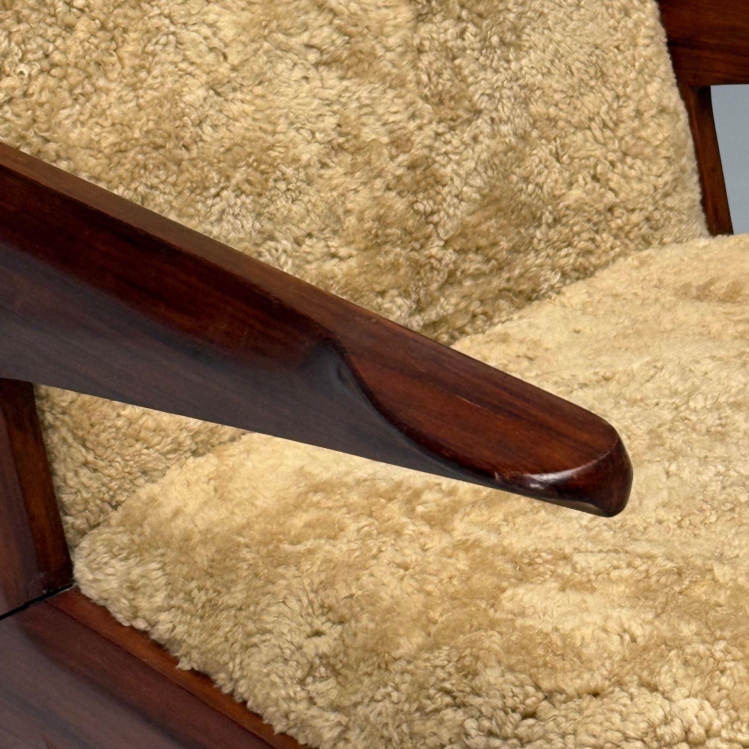 Vittorio Dassi Attr, Sillón moderno italiano de mediados de siglo, piel de cordero, años 50 en venta 1