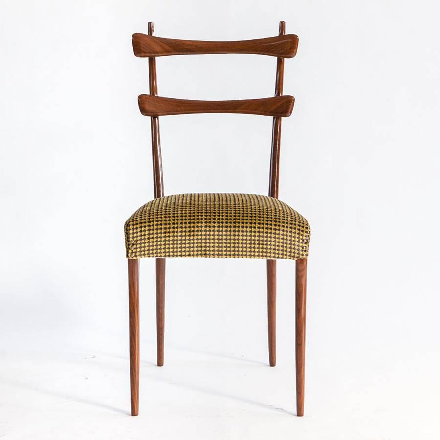 Vittorio Dassi design dining chairs, 1950s. Rosewood frame and upholstered seat.