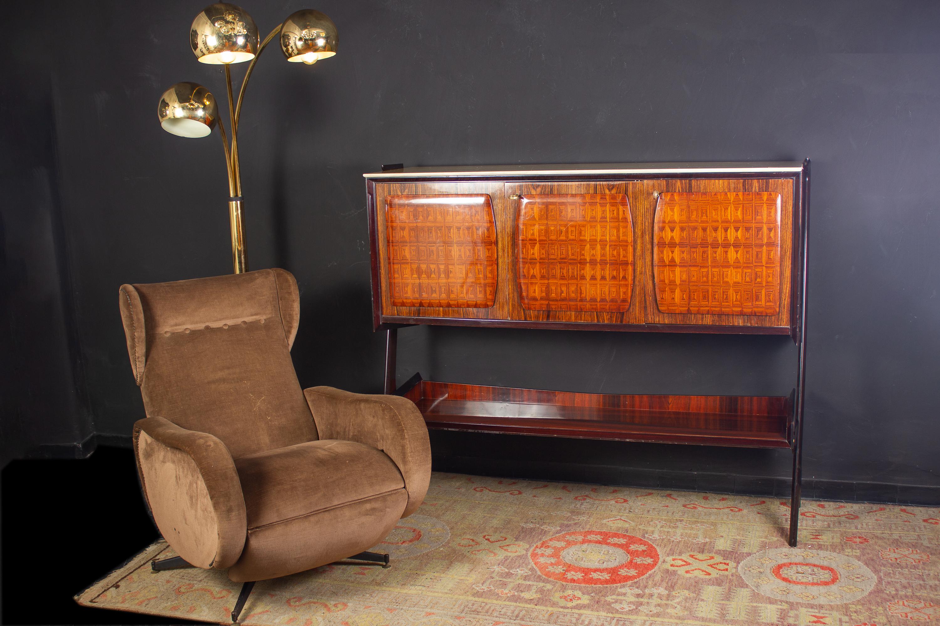 Enfilade ou meuble de bar au design mi-siècle Vittorio Dassi, années 1950 en vente 8