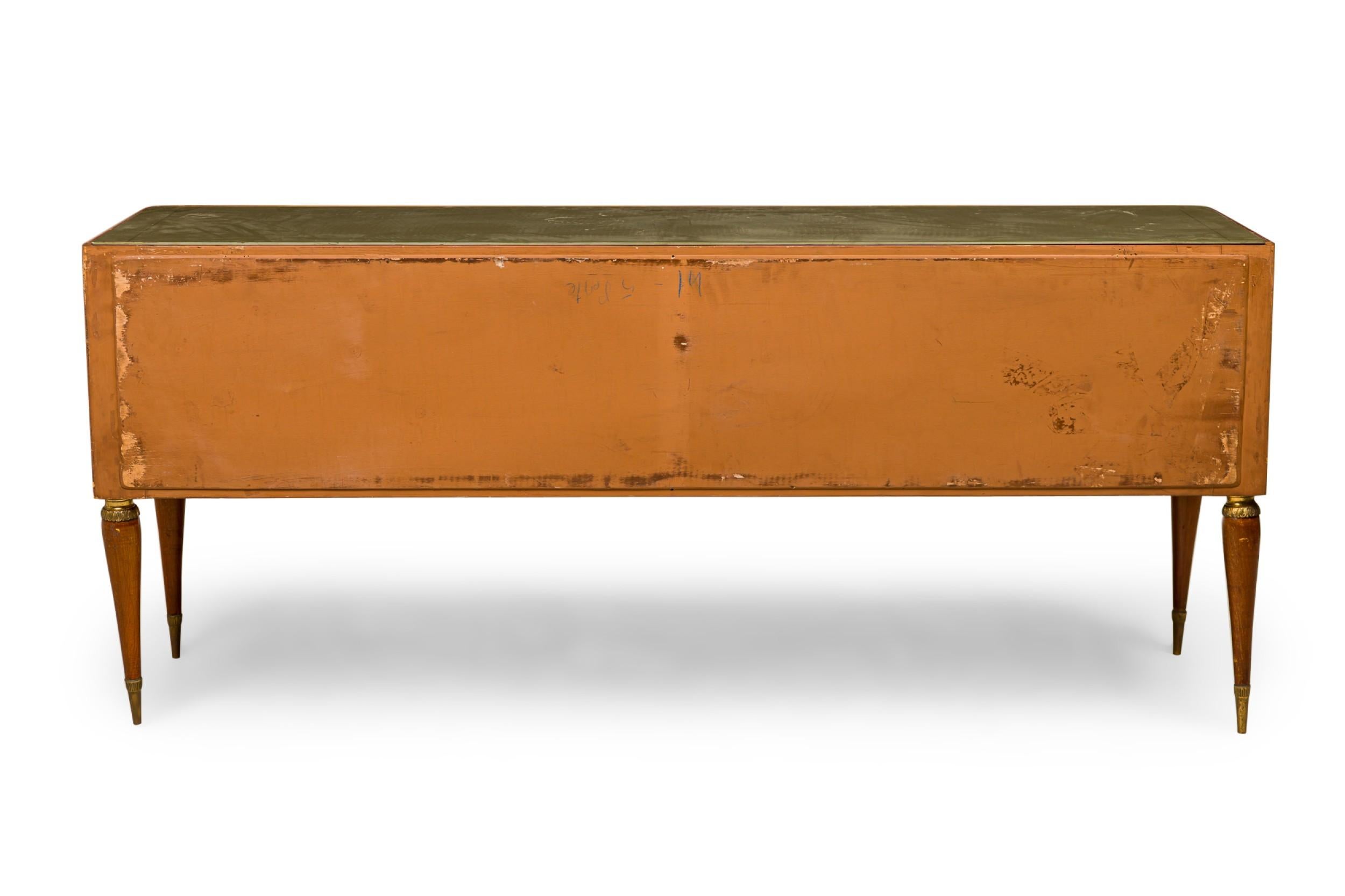 Vittorio Dassi Italienisches Sideboard/Buffet aus Mahagoni, Obstholz und Bronze im Zustand „Gut“ im Angebot in New York, NY
